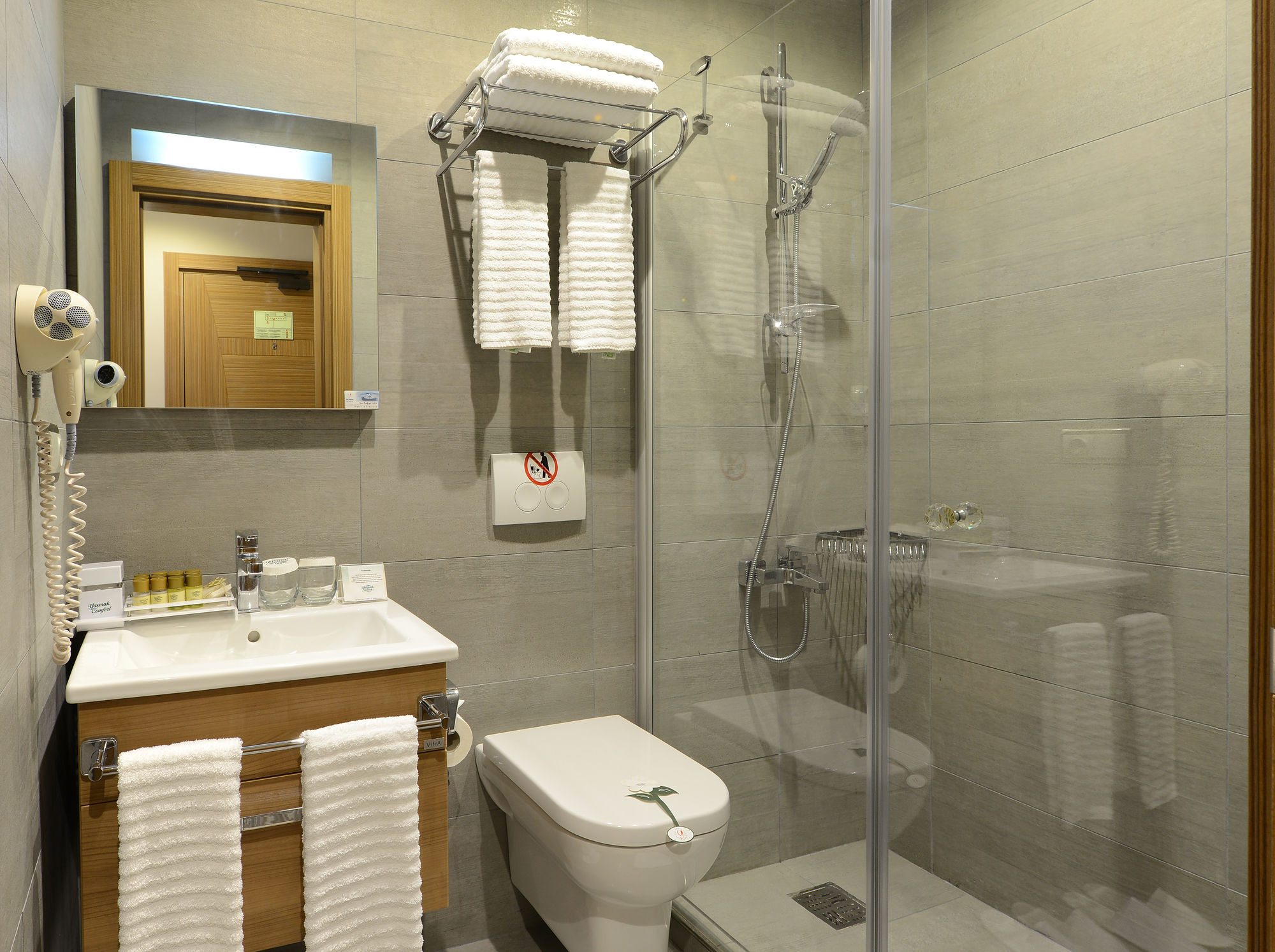 Yasmak Comfort Hotel