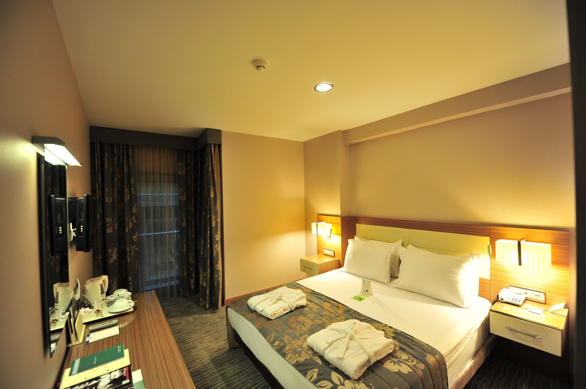 Yasmak Comfort Hotel