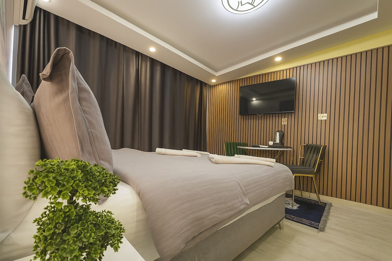 Özer Hotel & Apartments