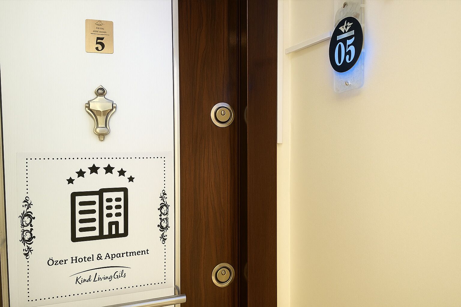 Özer Hotel & Apartments