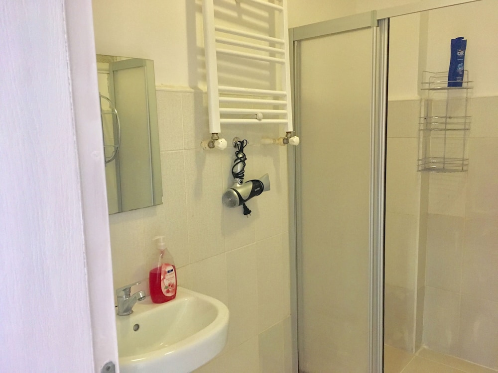 Zeytin Apart Bakirköy