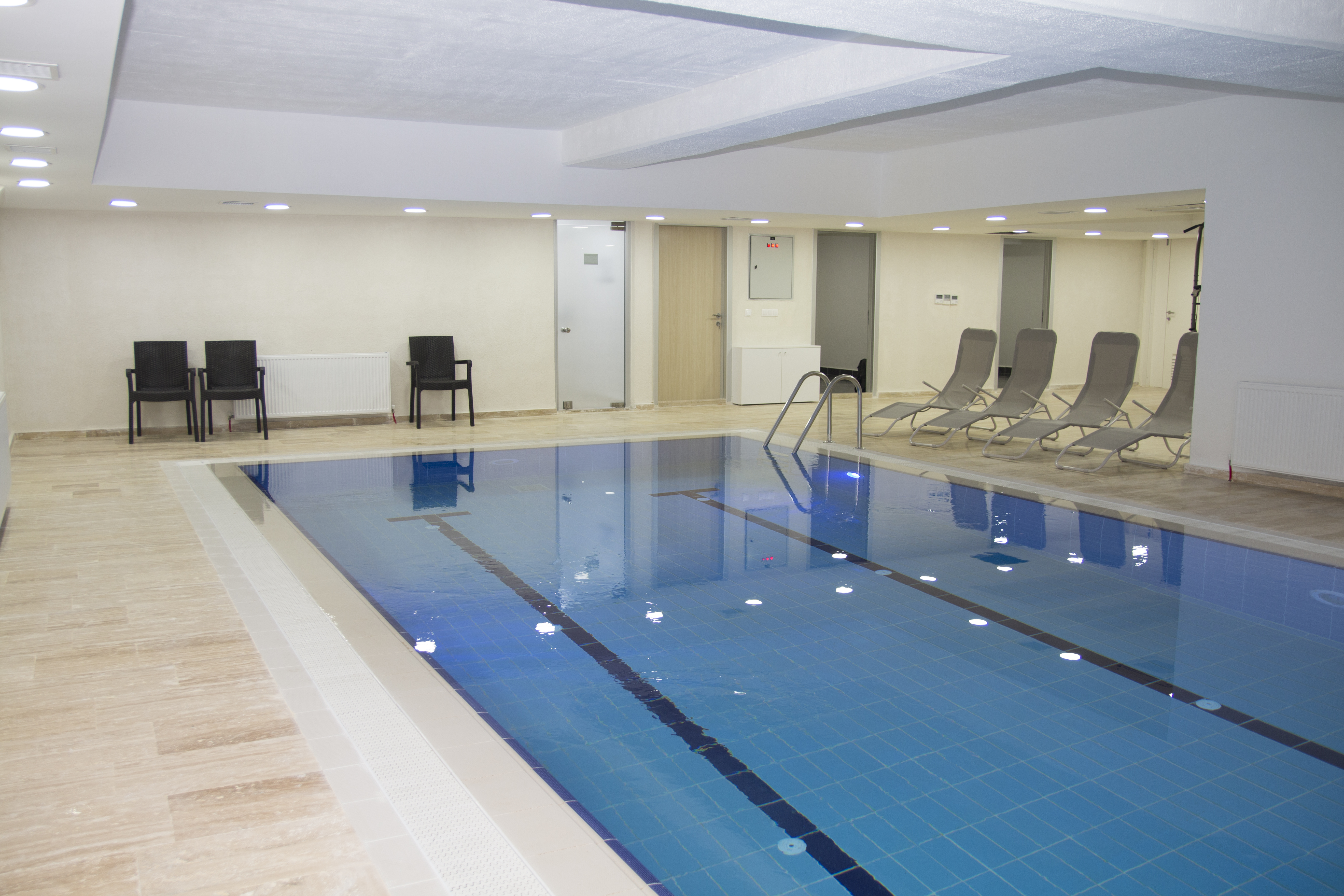 Zin D Home Dudullu Suits