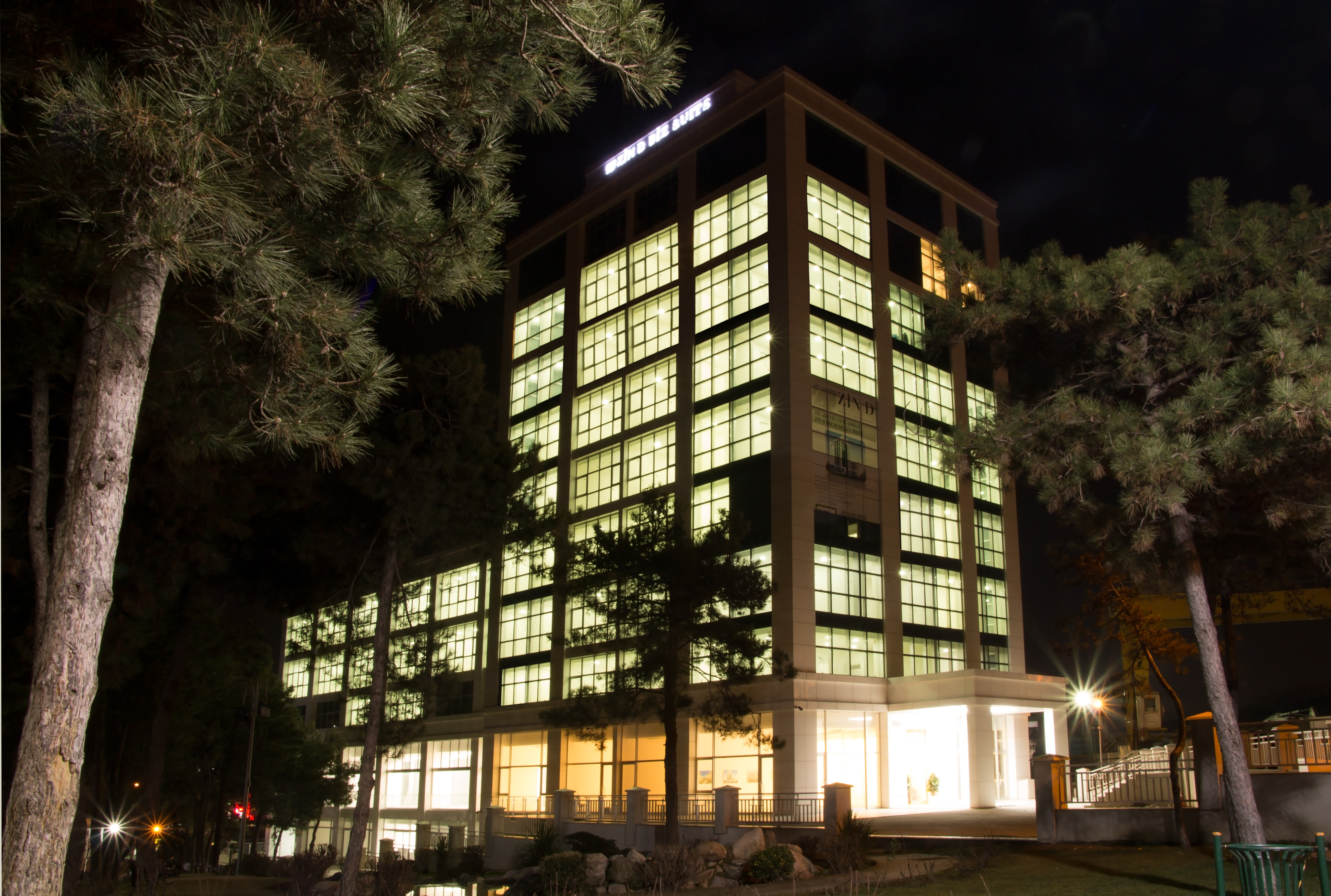 Zin D Home Dudullu Suits