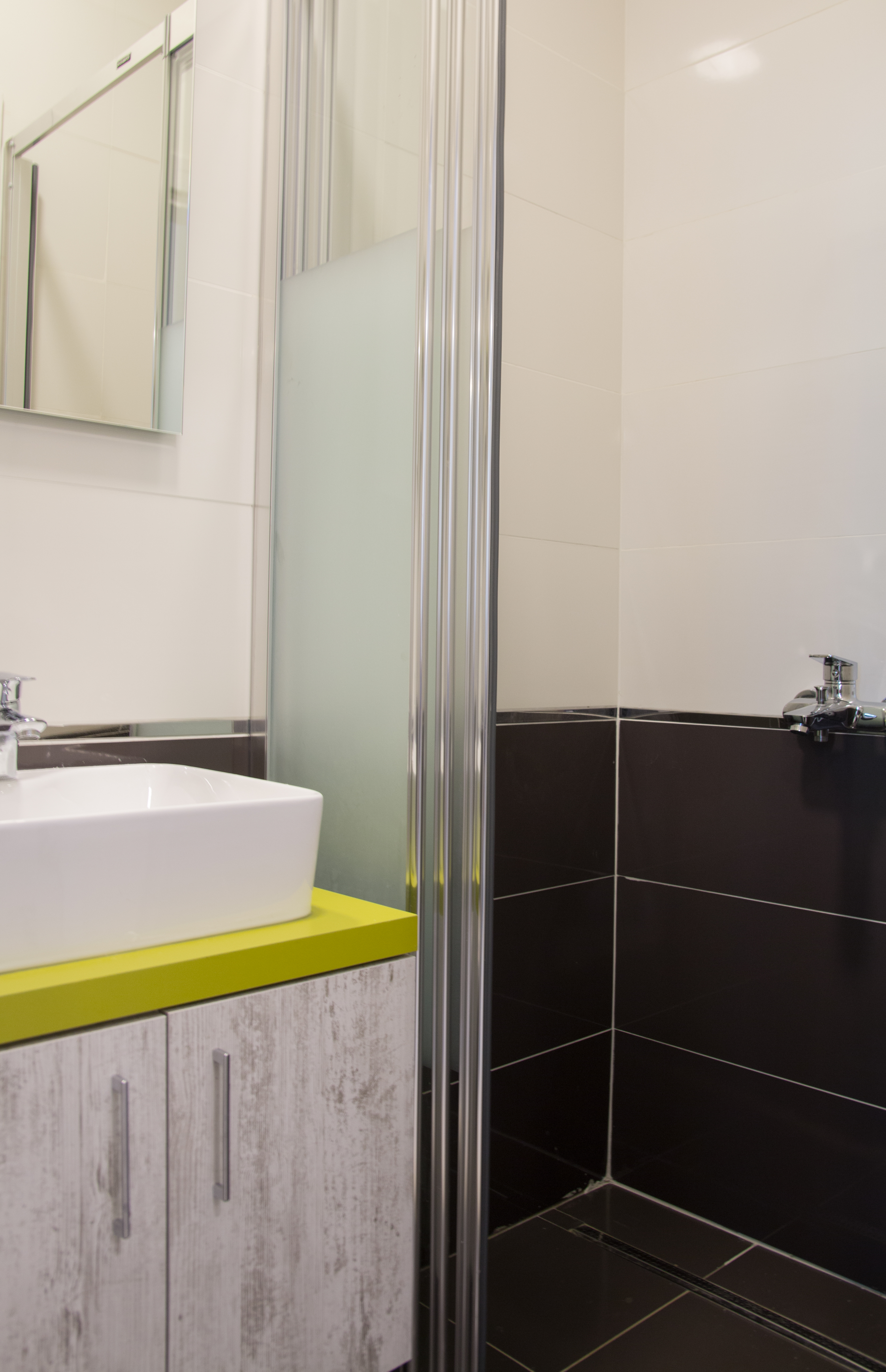 Zin D Home Dudullu Suits