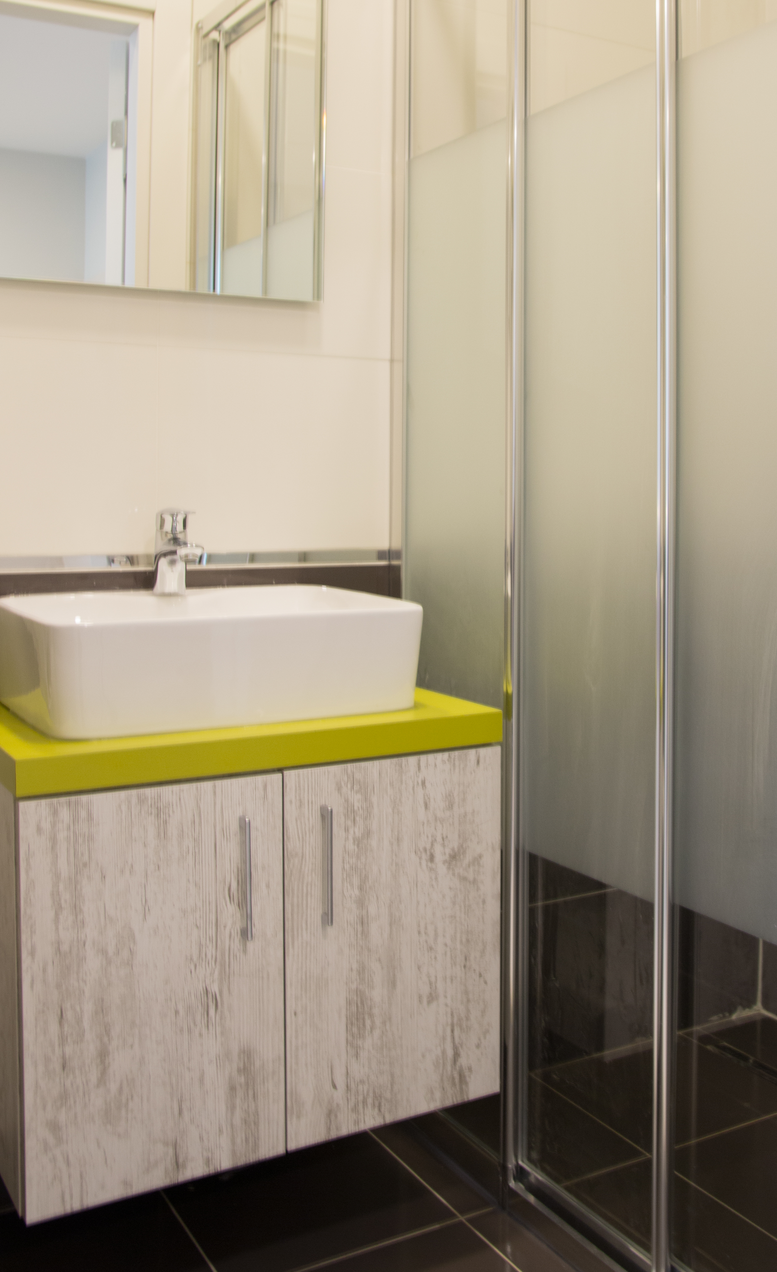 Zin D Home Dudullu Suits