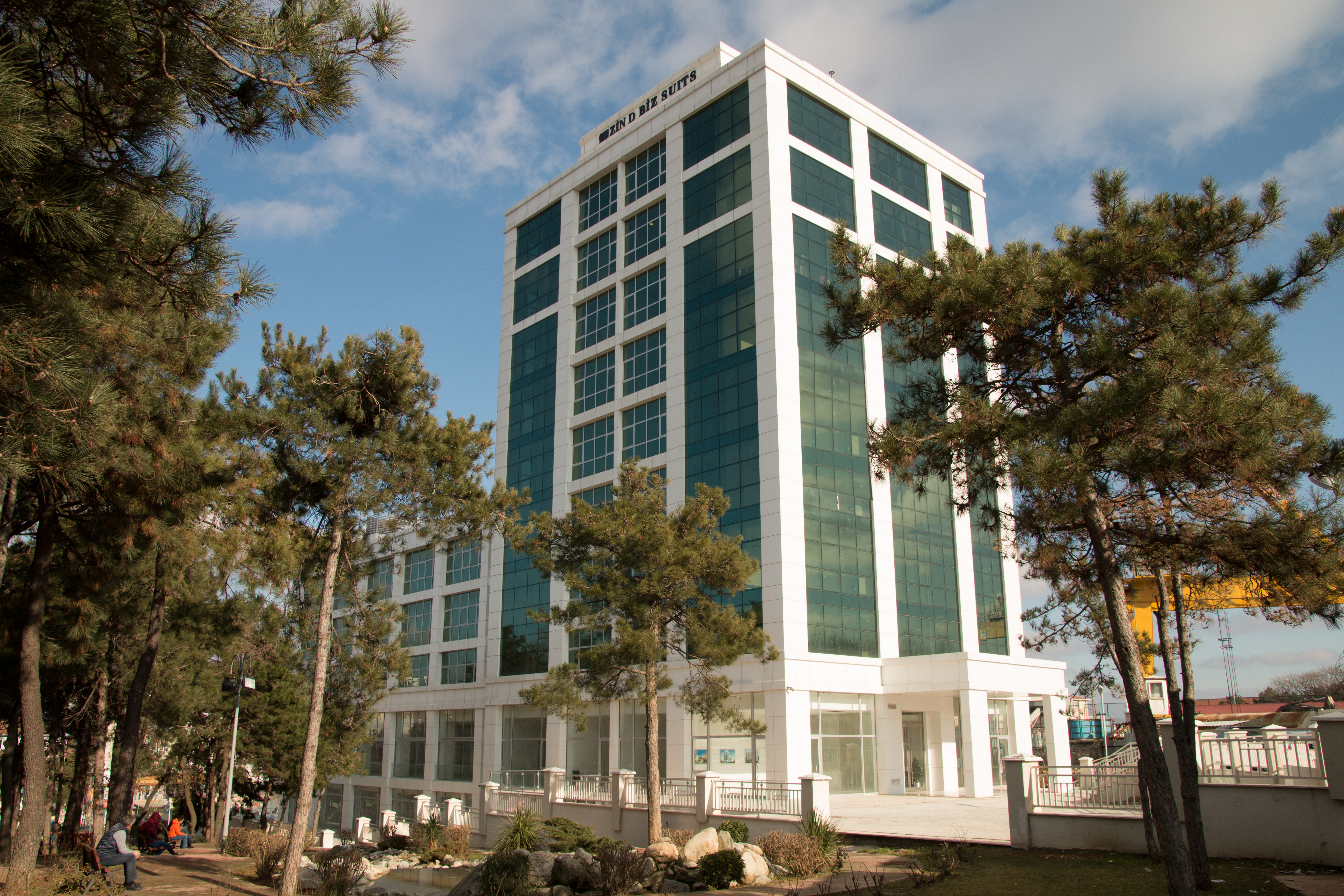 Zin D Home Dudullu Suits