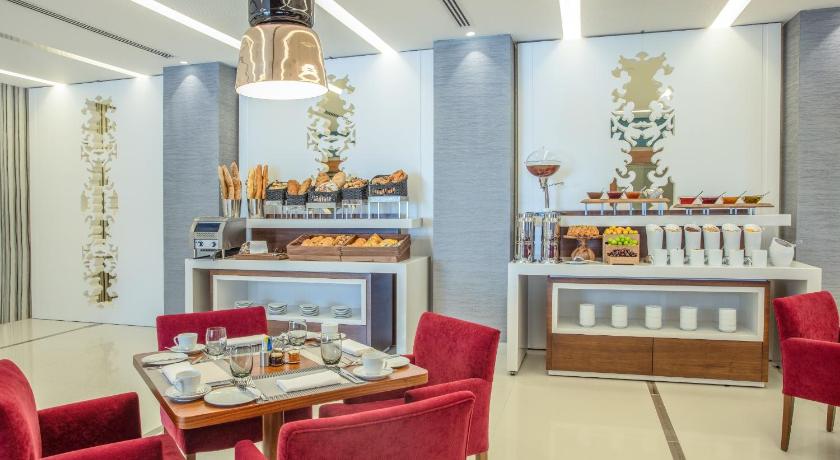Burgu Arjaan by Rotana