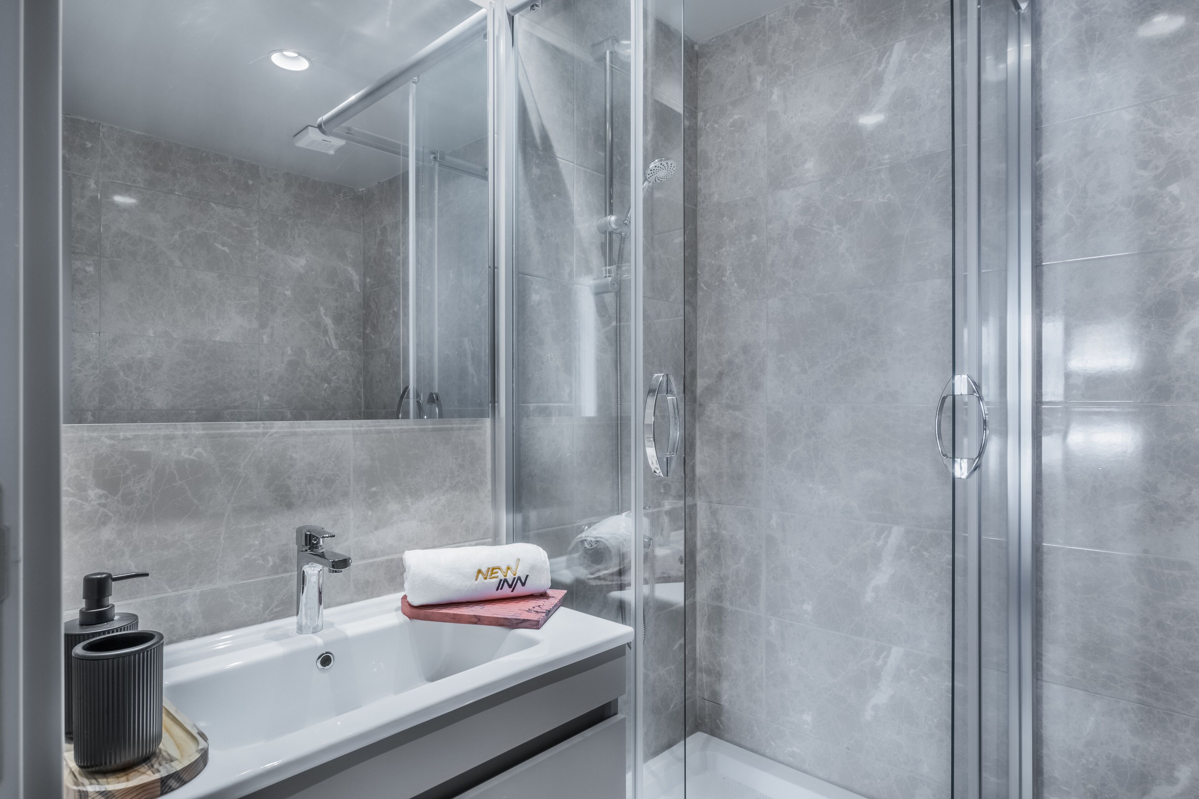 New Inn Hotel Apartments - Cadde 54 Mall