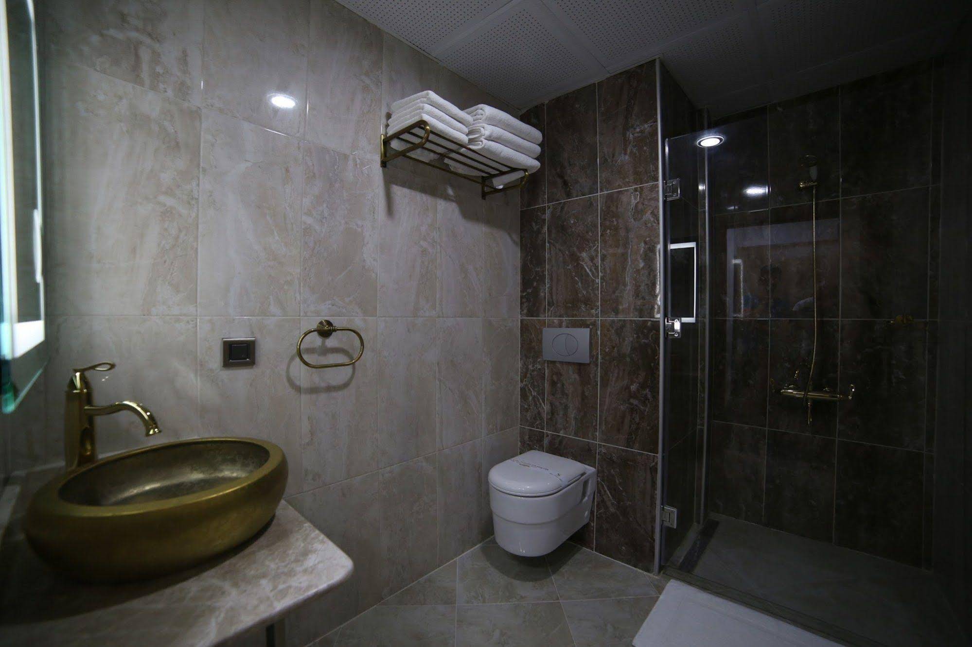 Grand Serenay Hotel