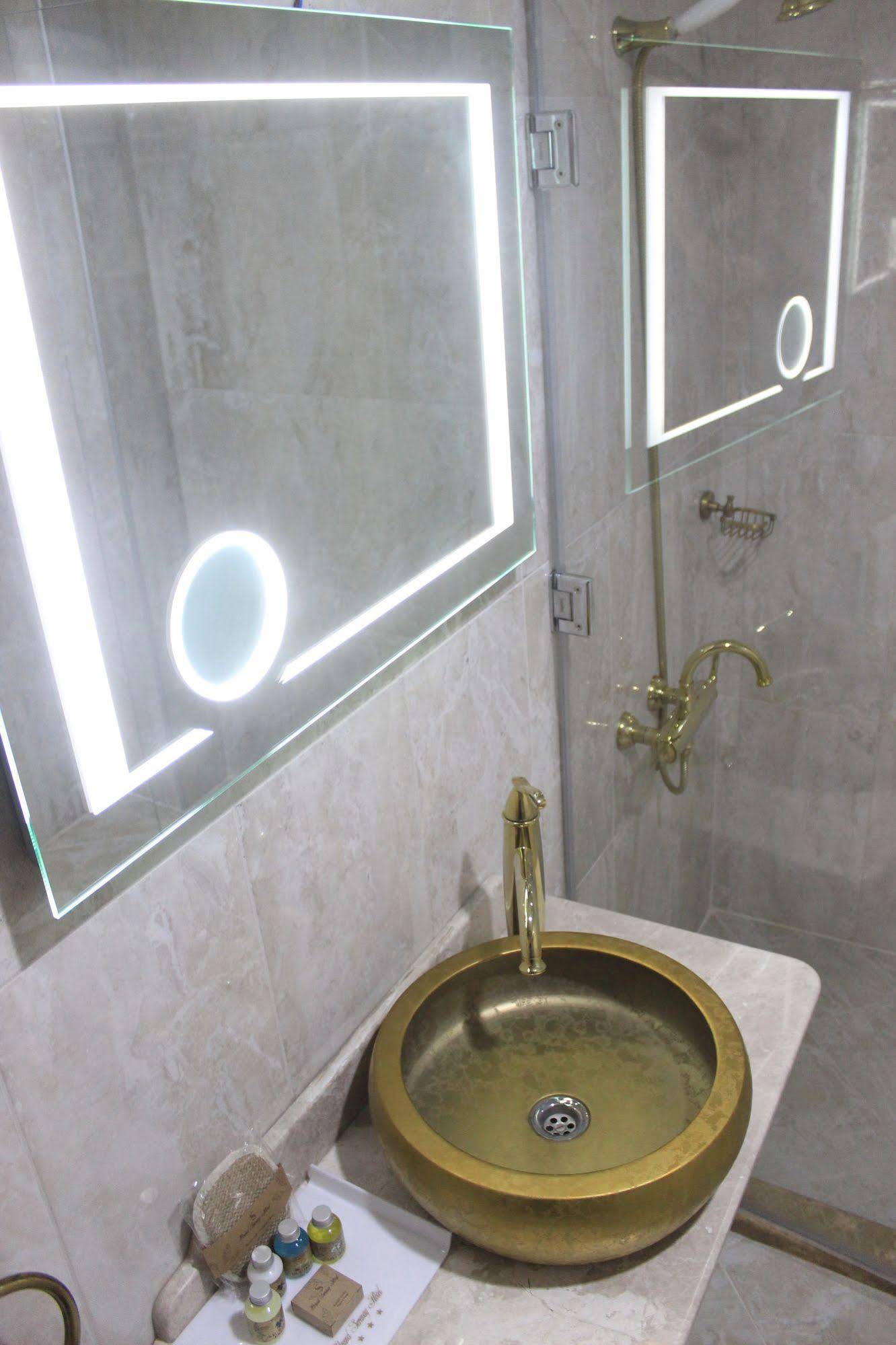 Grand Serenay Hotel