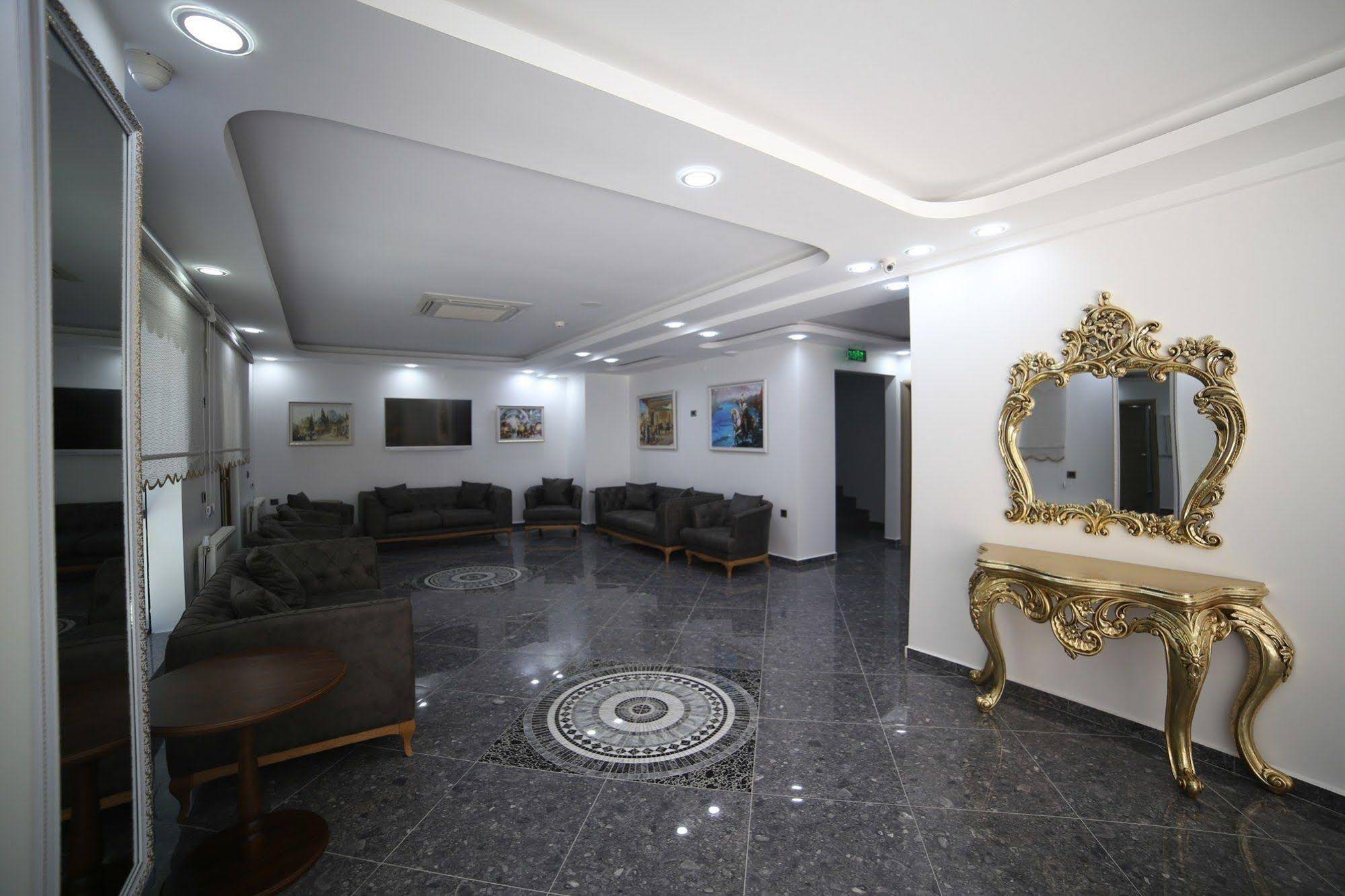 Grand Serenay Hotel