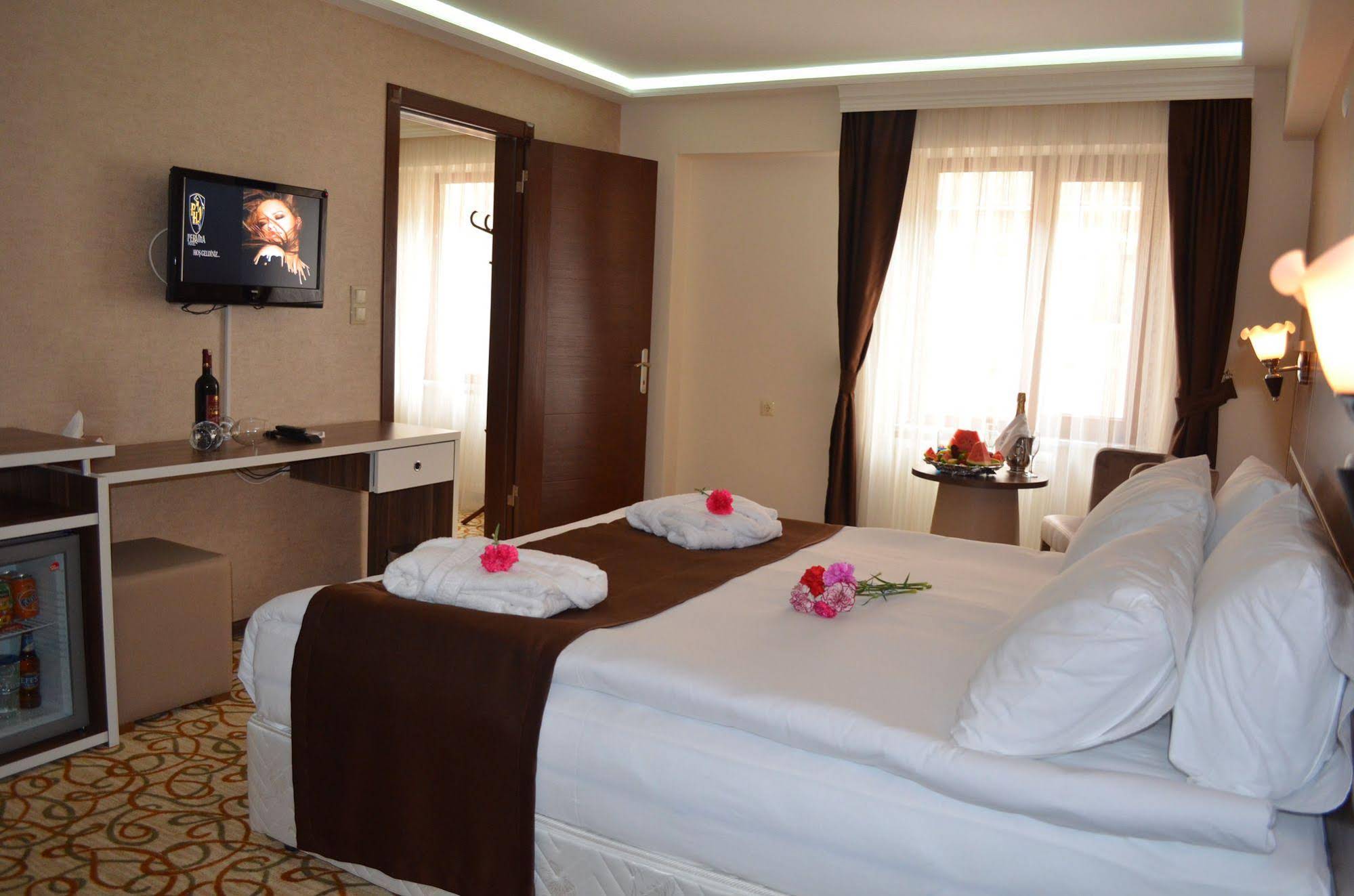 Hotel Perama