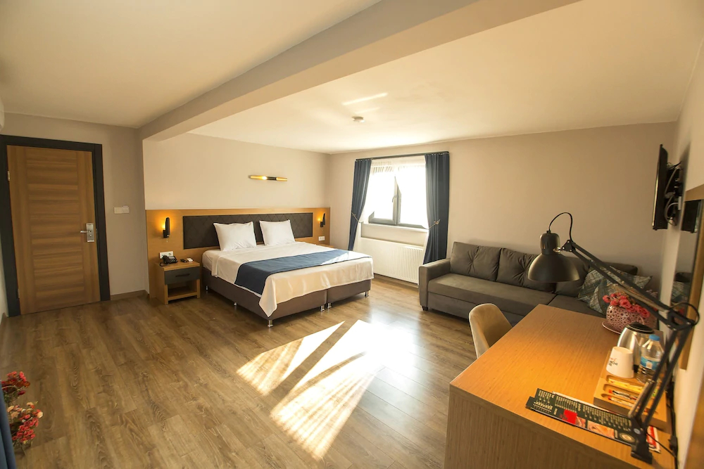 Big Point Plus Hotel