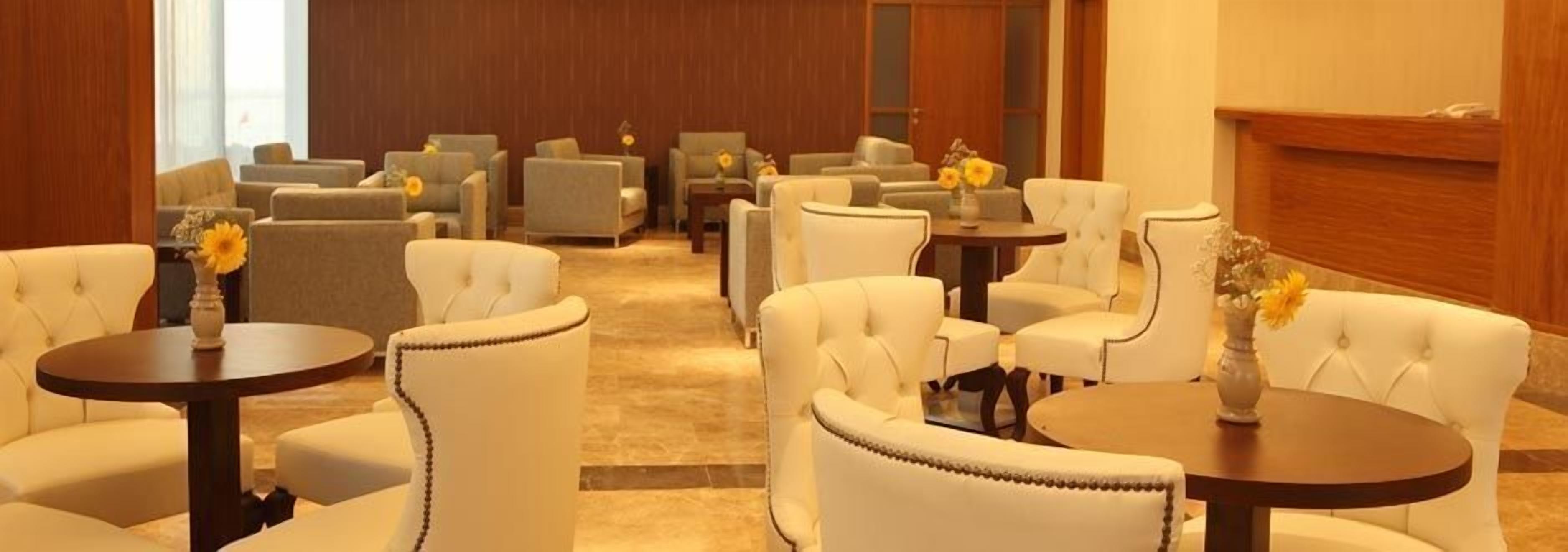 Double Royal Hotel