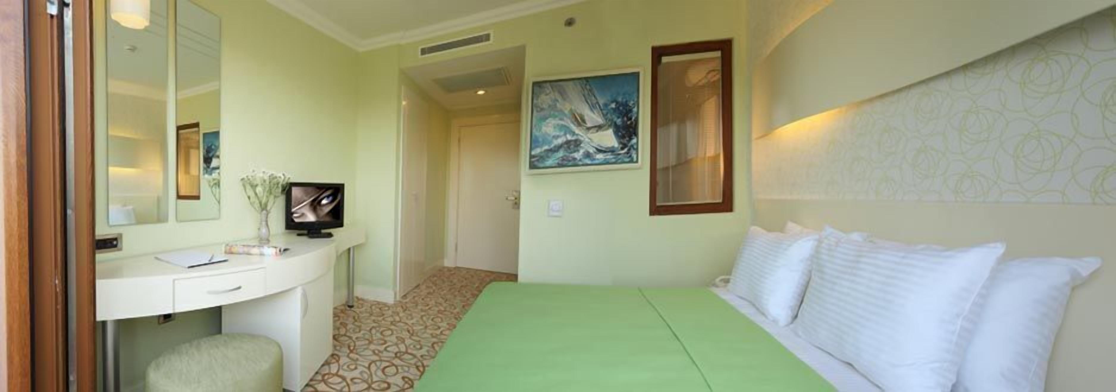 Double Royal Hotel