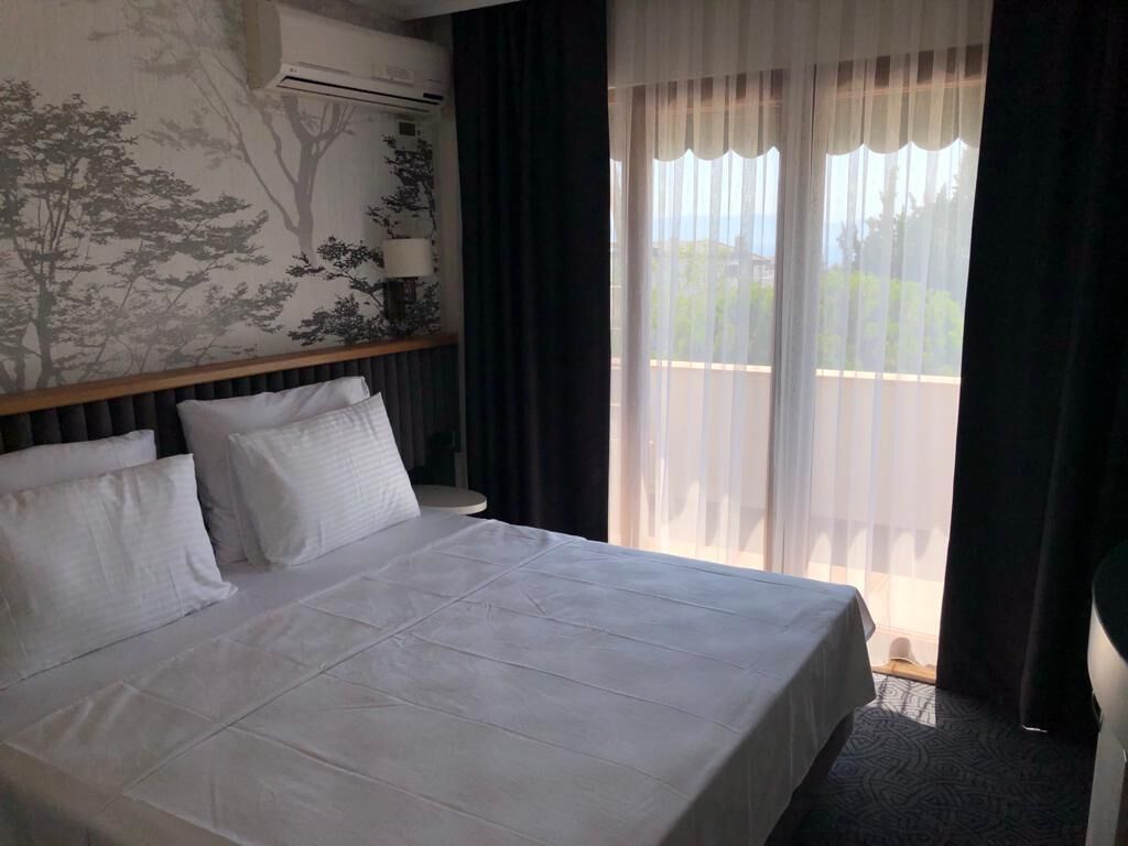 Double Royal Hotel