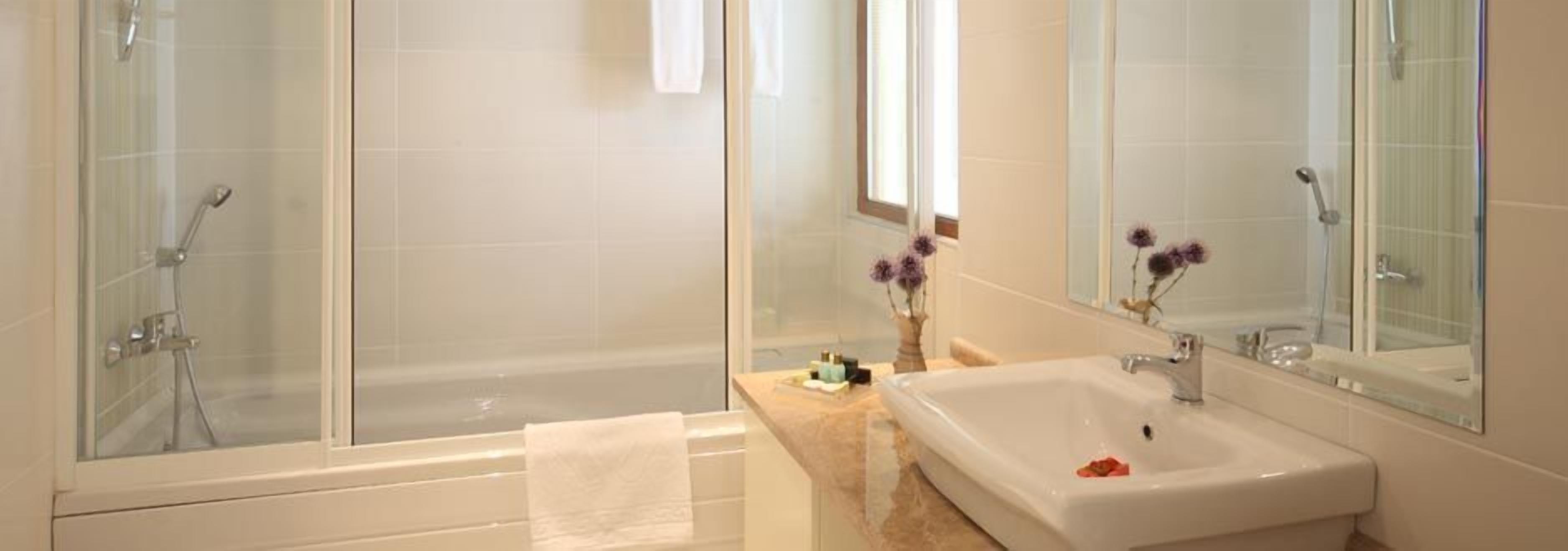 Double Royal Hotel