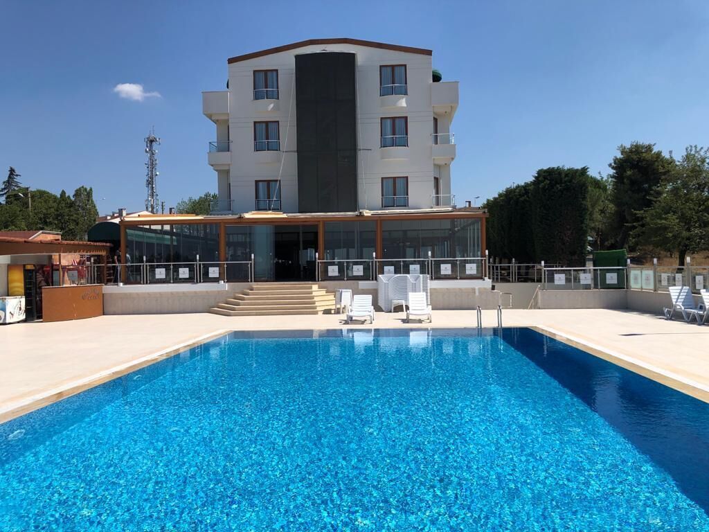 Double Royal Hotel