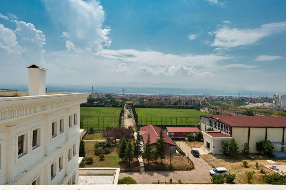 Grand Körfez Hotel