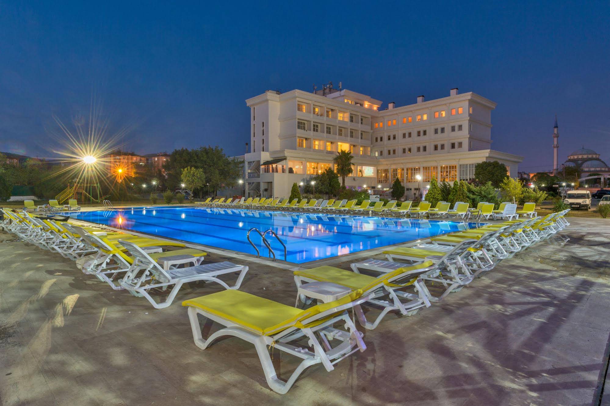 Grand Körfez Hotel