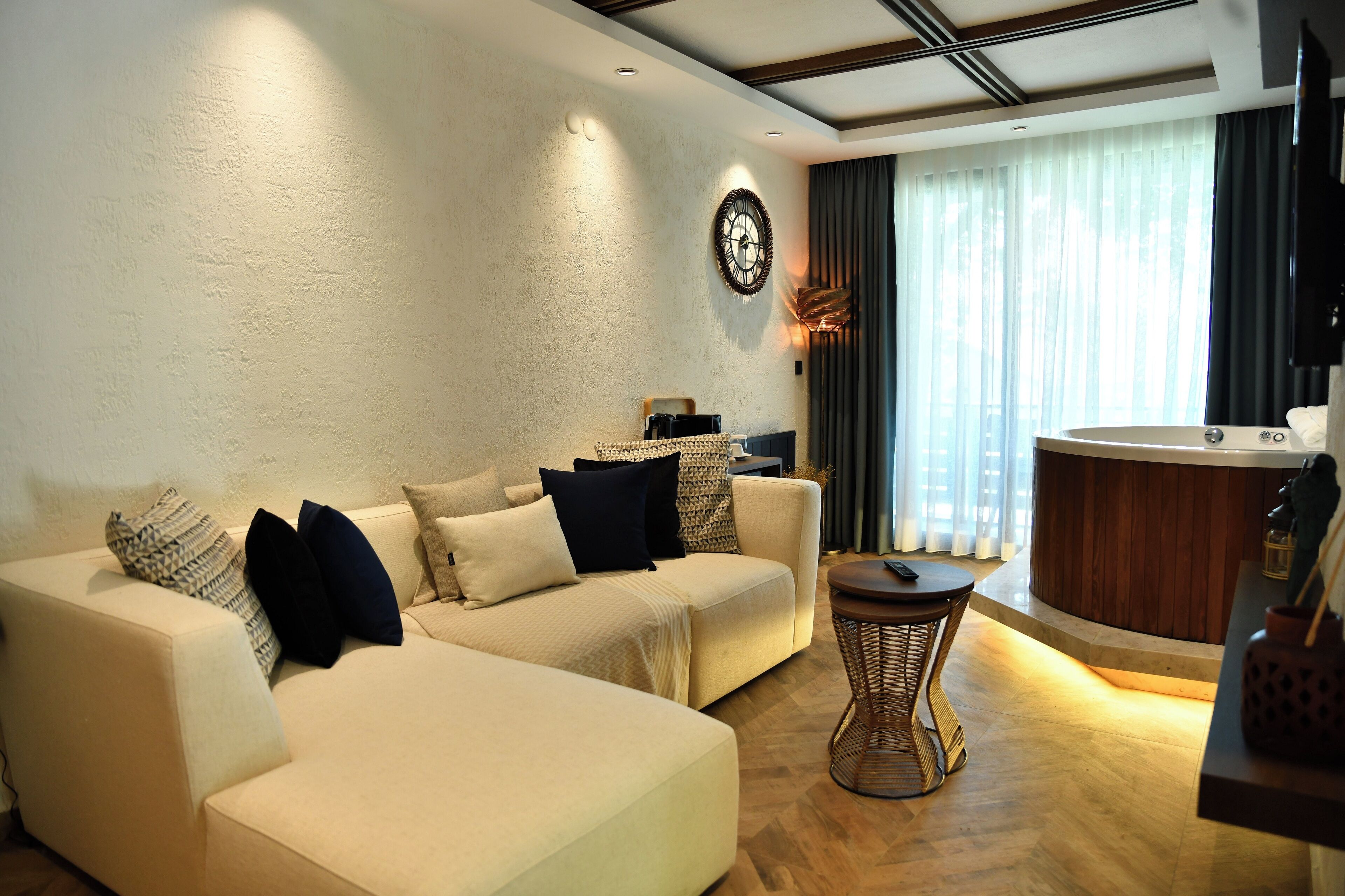 Parmos Boutique Otel