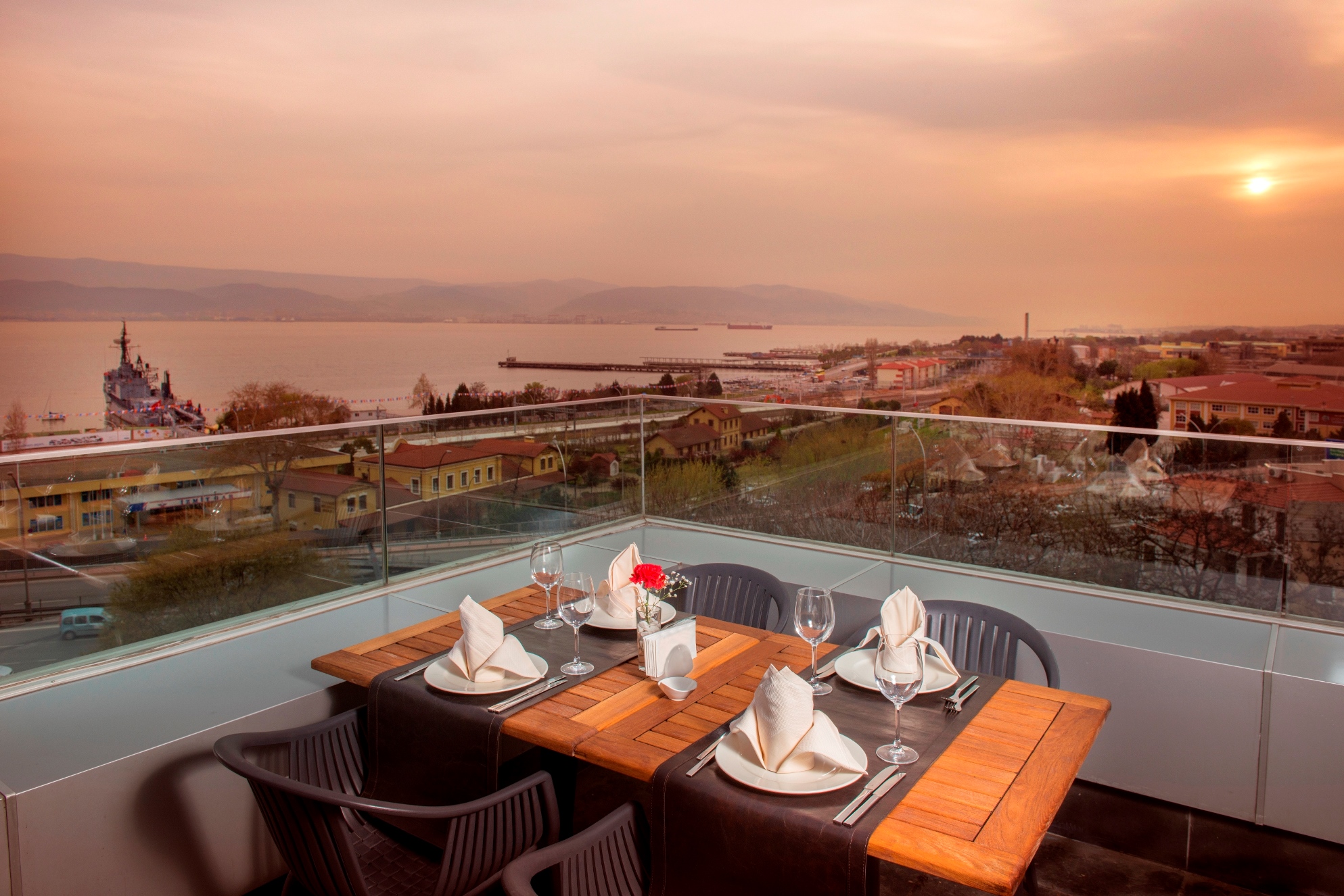 Wes Hotel