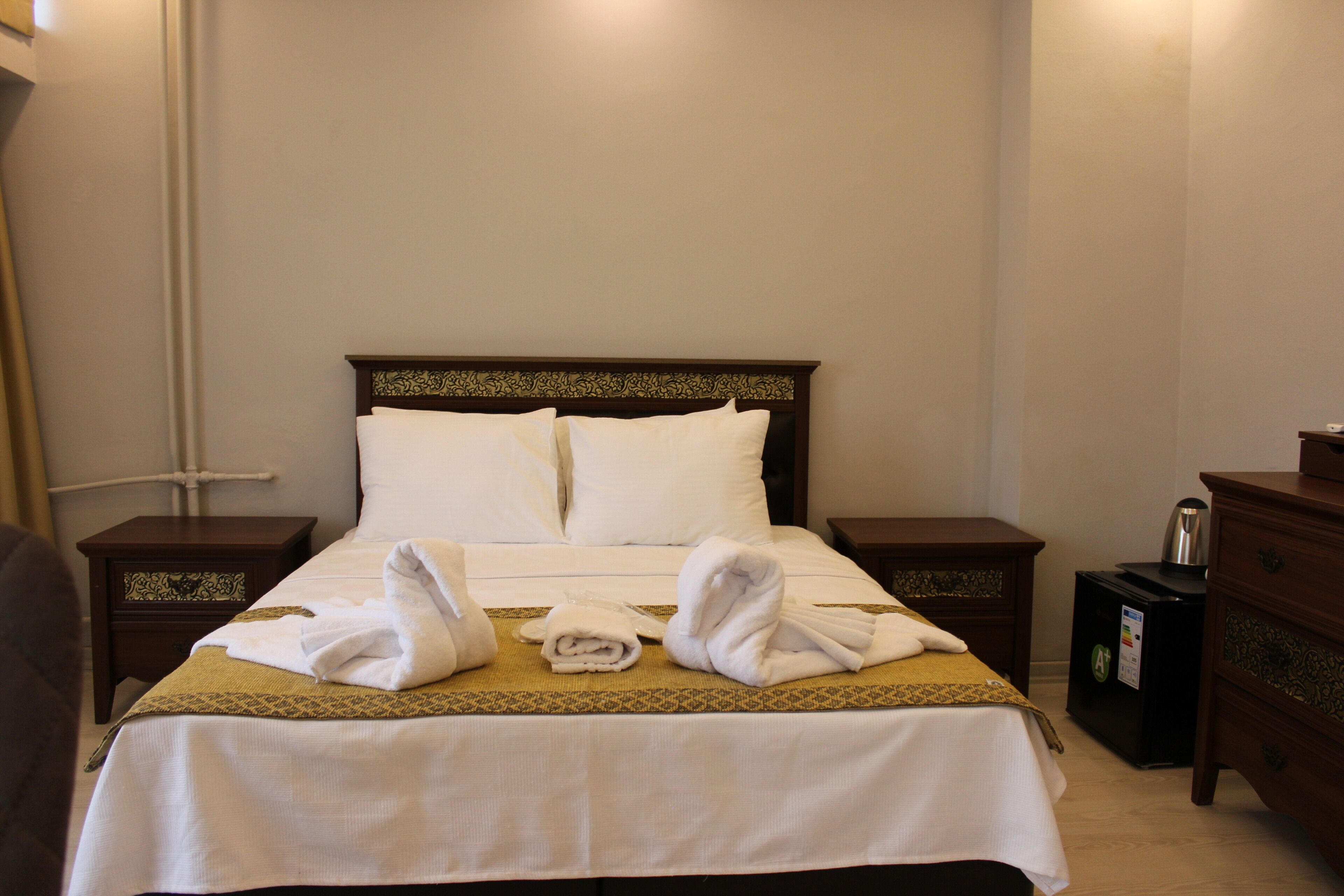 Class Hotel