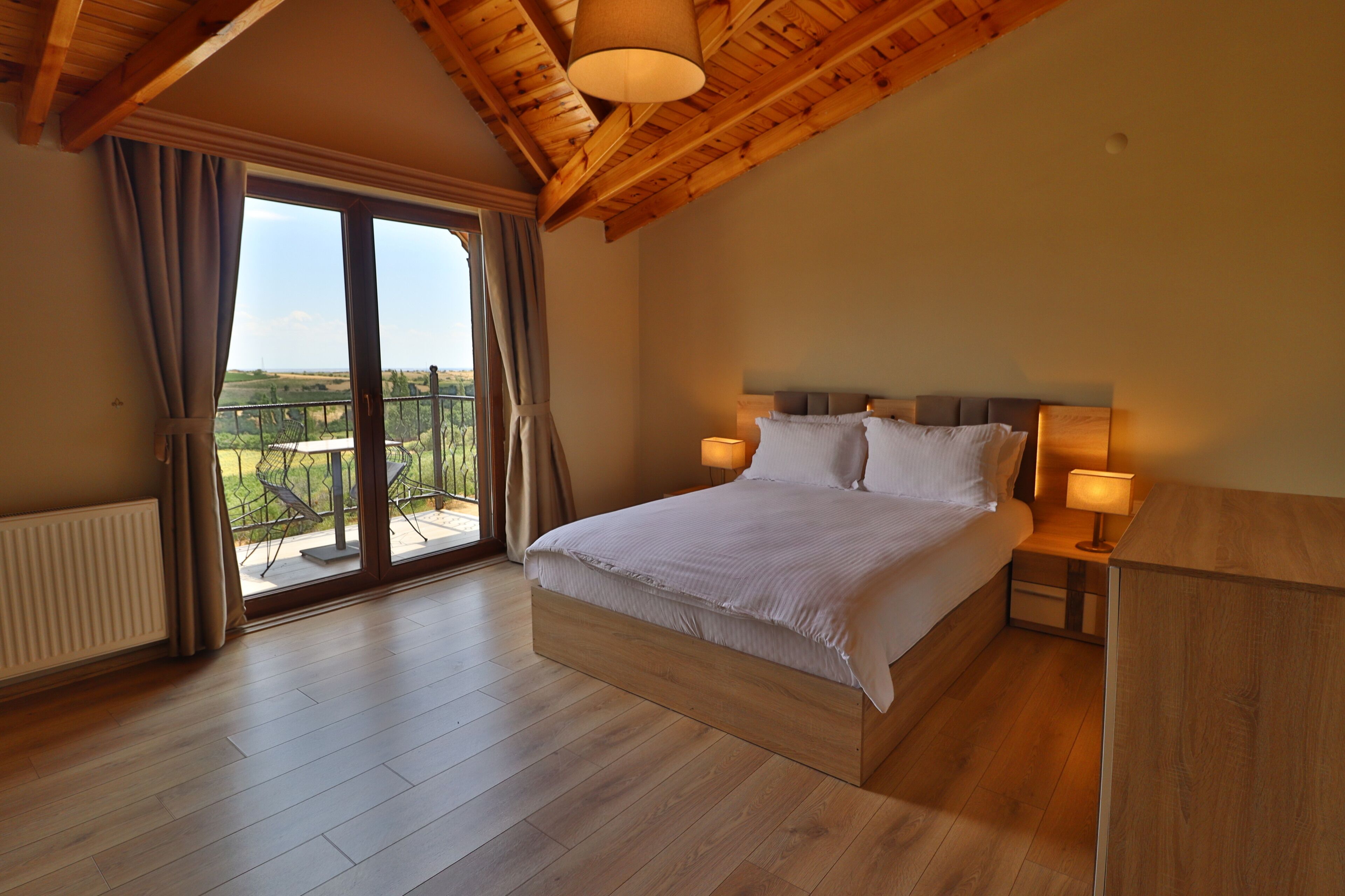 Dessera Vineyards Hotel