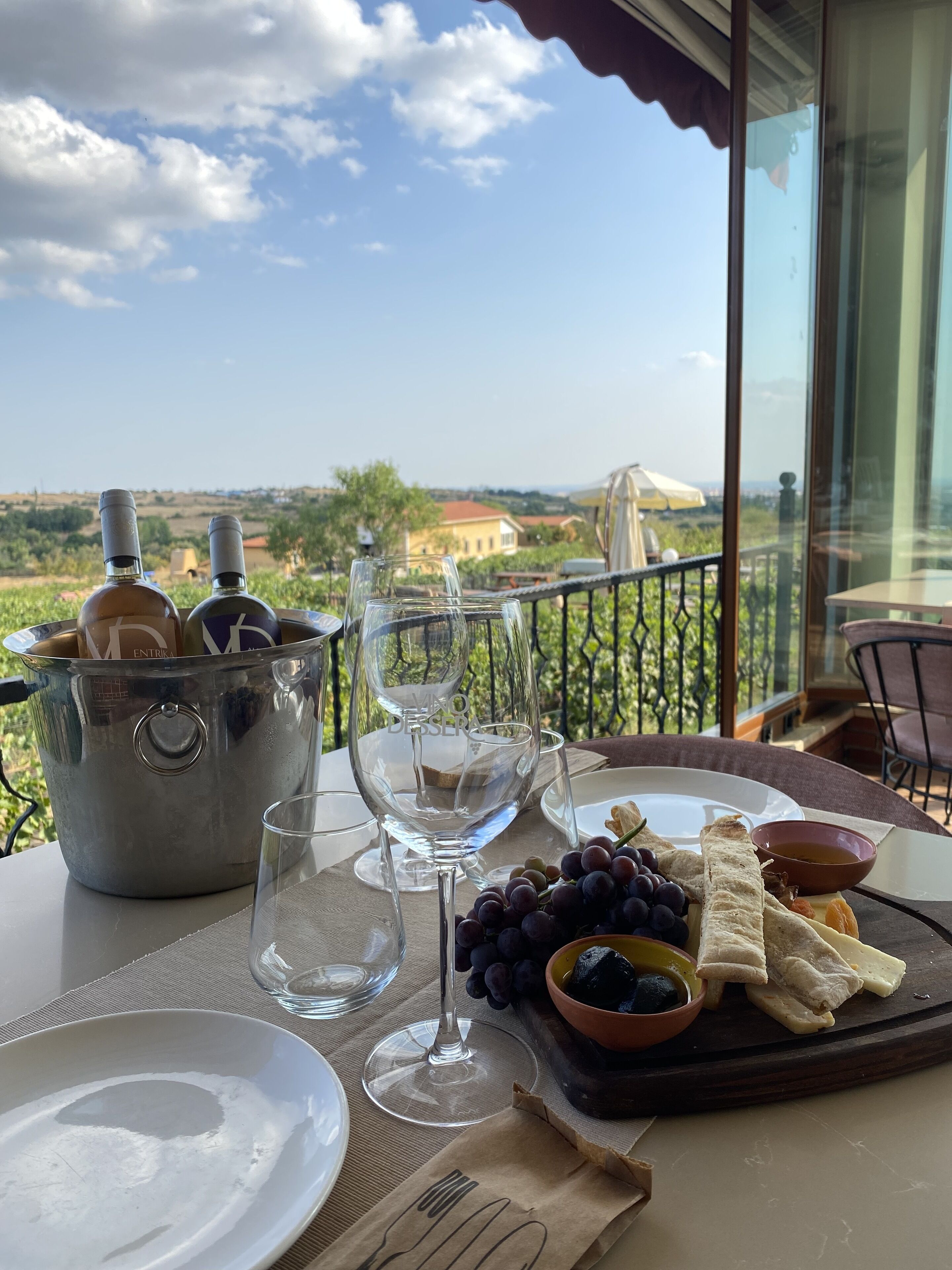 Dessera Vineyards Hotel