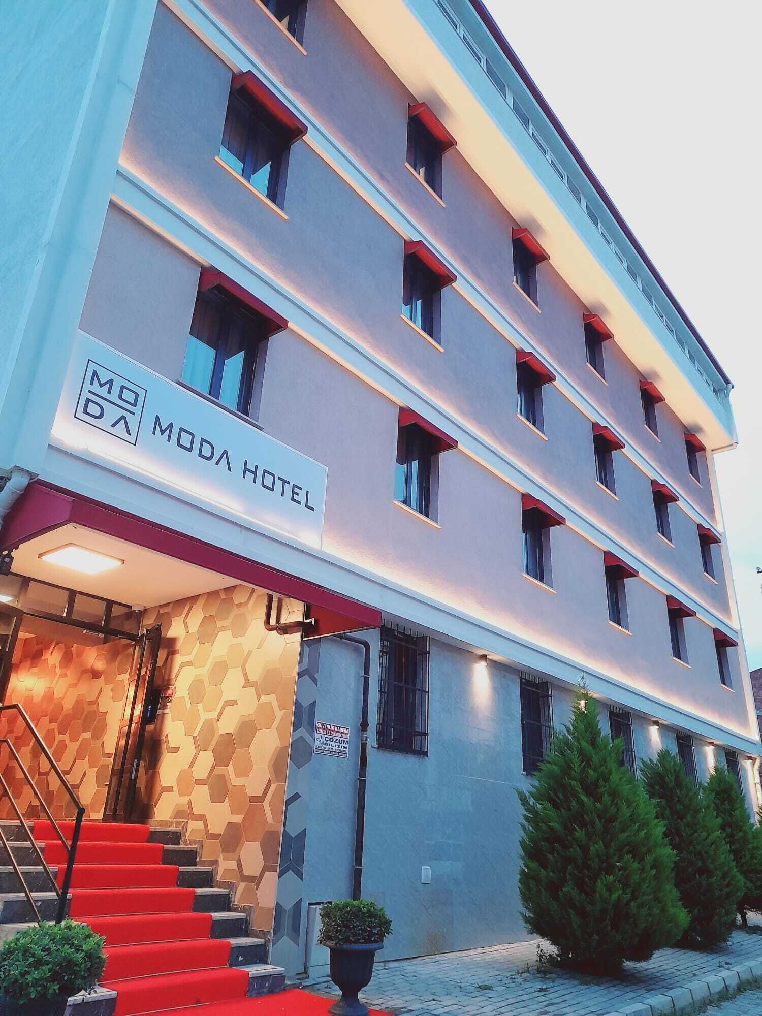 Moda Hotel