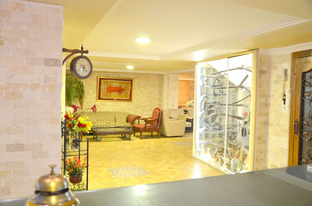 Elit Hotel