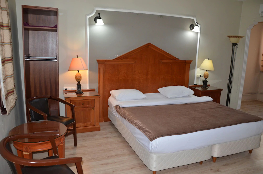 Elit Hotel