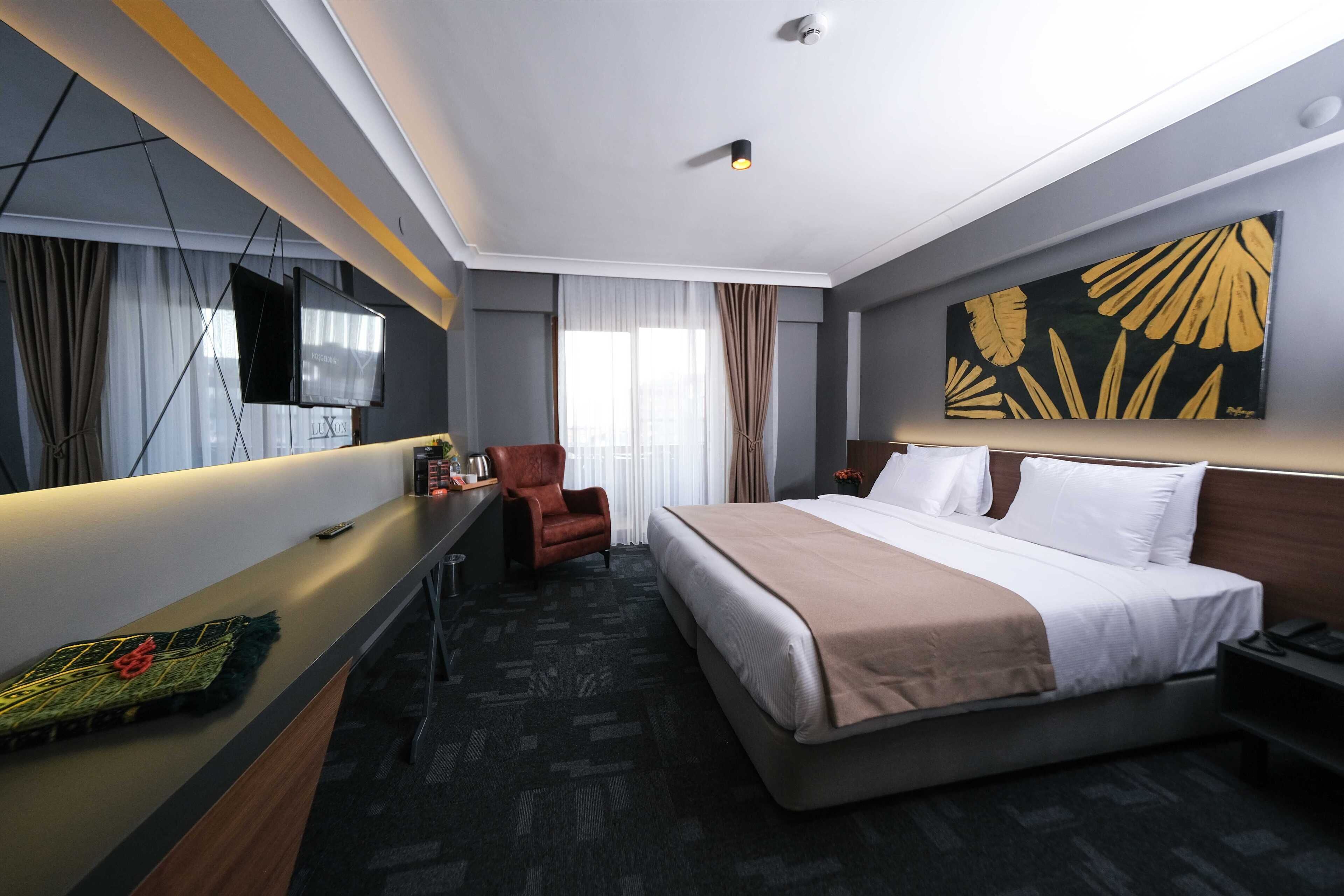 Luxon Hotel