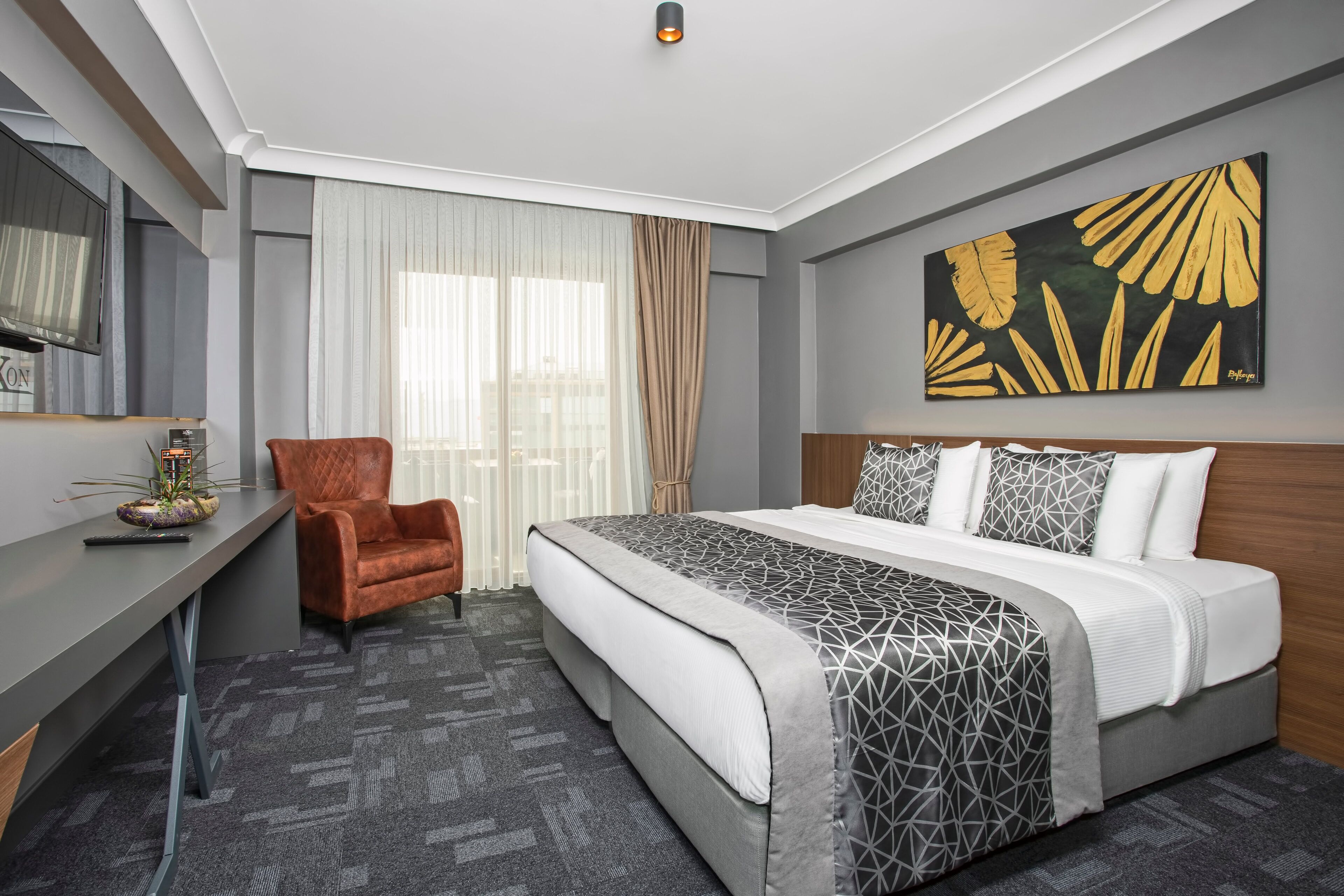 Luxon Hotel