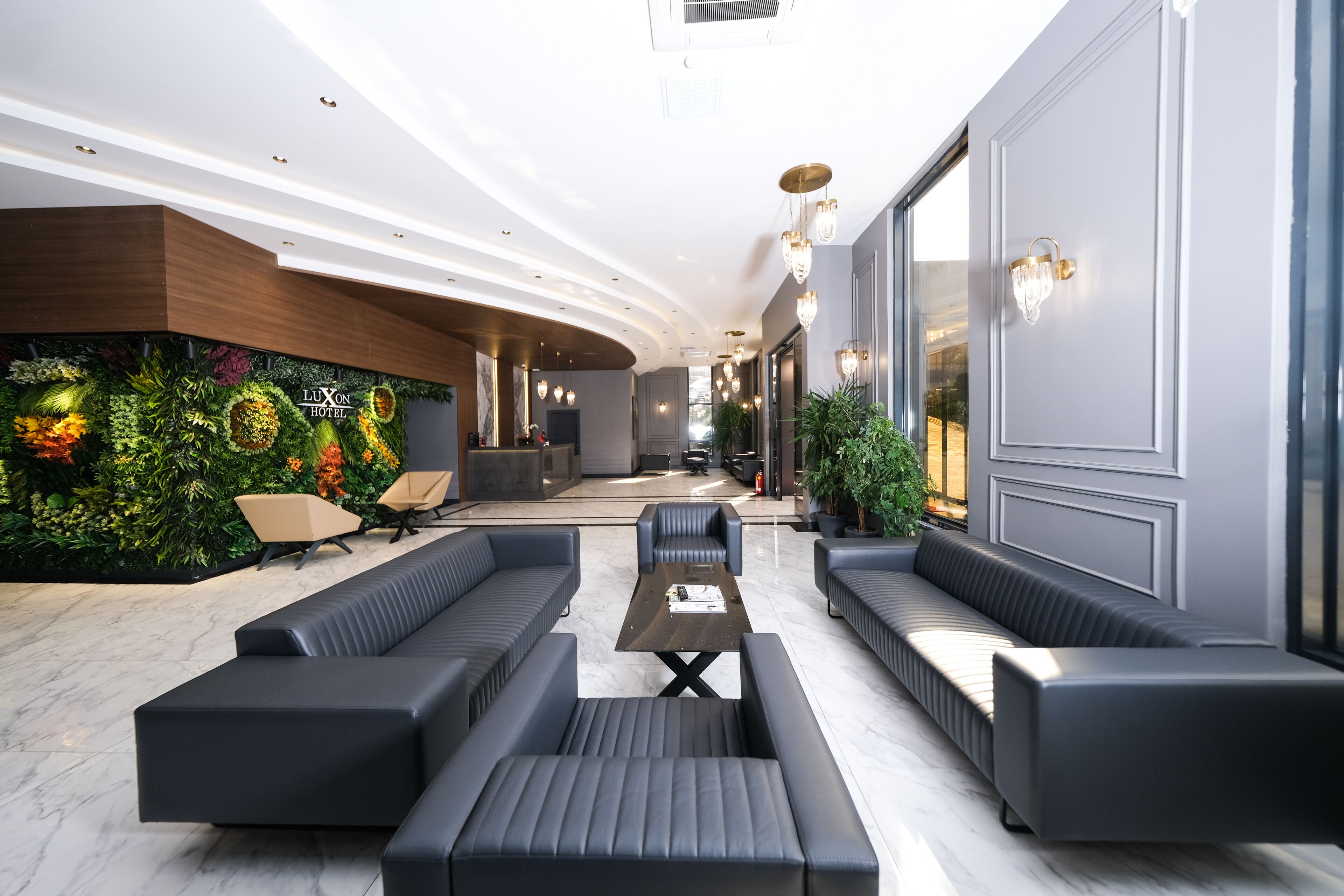 Luxon Hotel