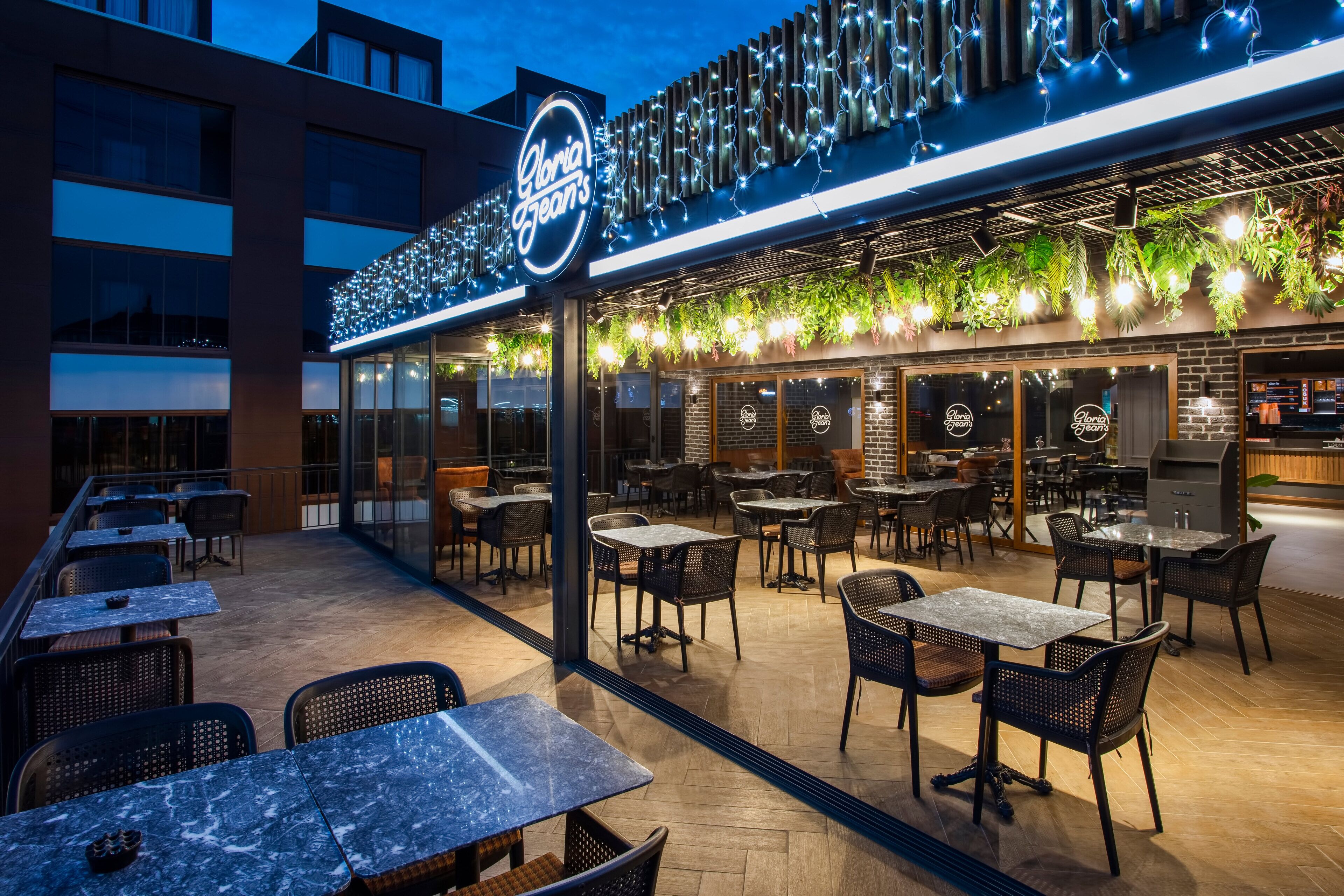 Luxon Hotel