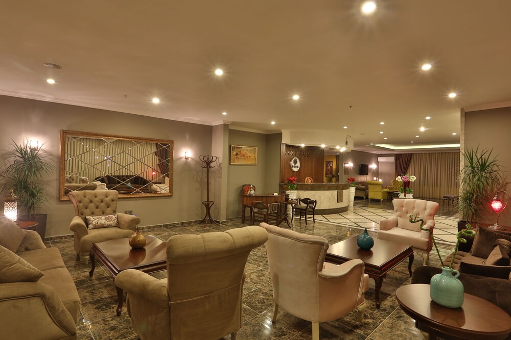 Bon Hotel City & Resort