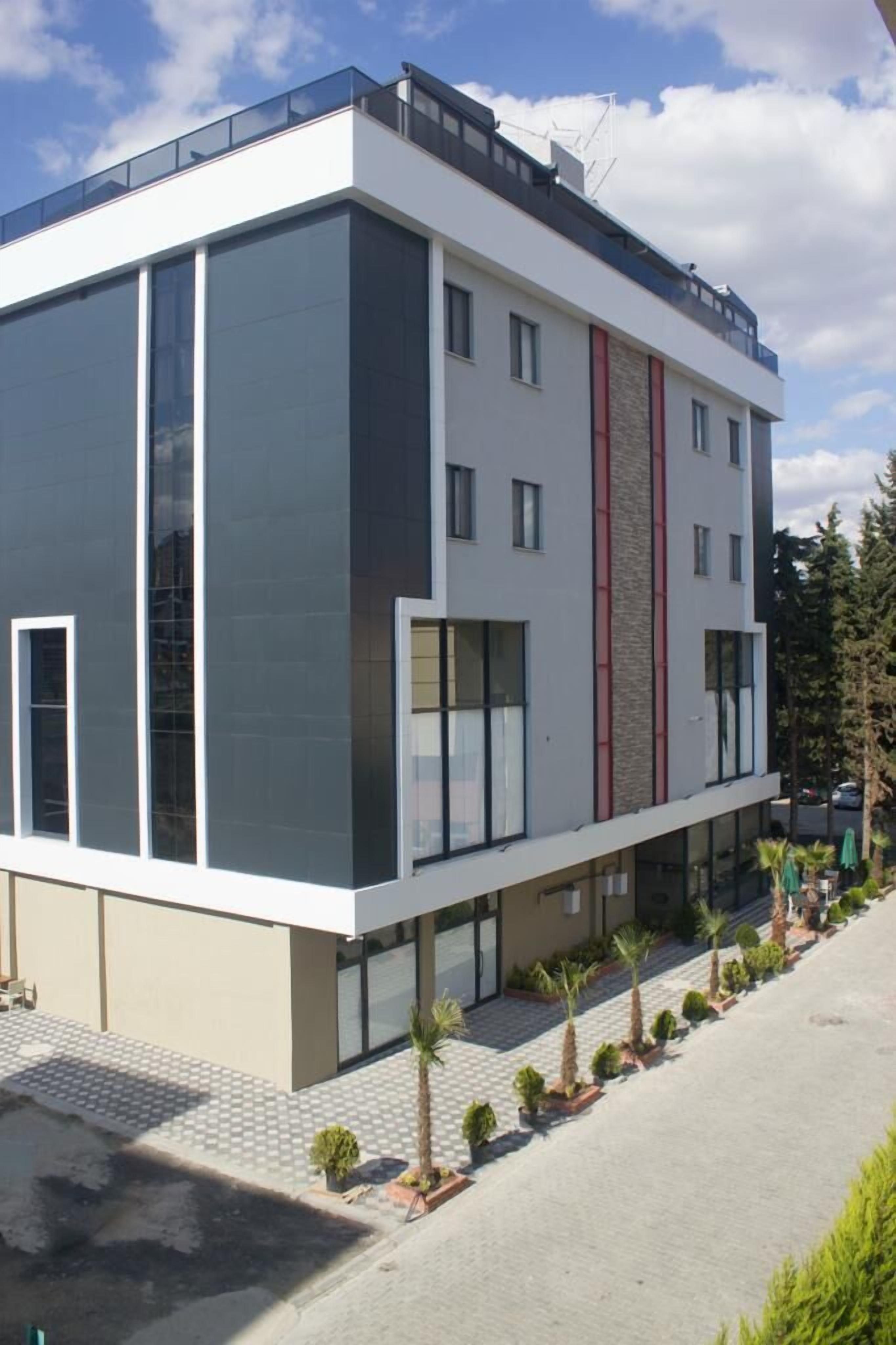 Mills Hotel