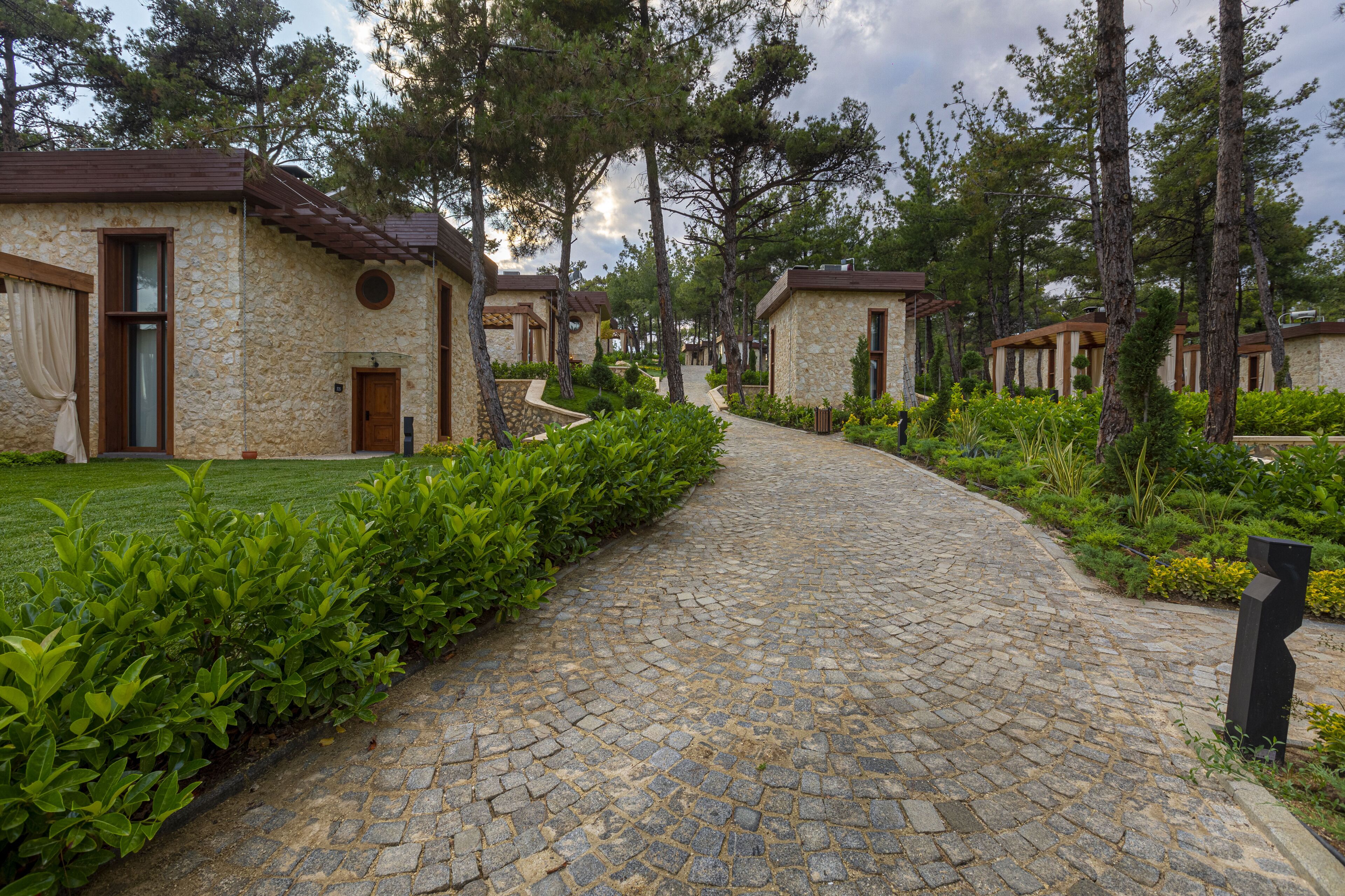 Marisstone Hotel Villa