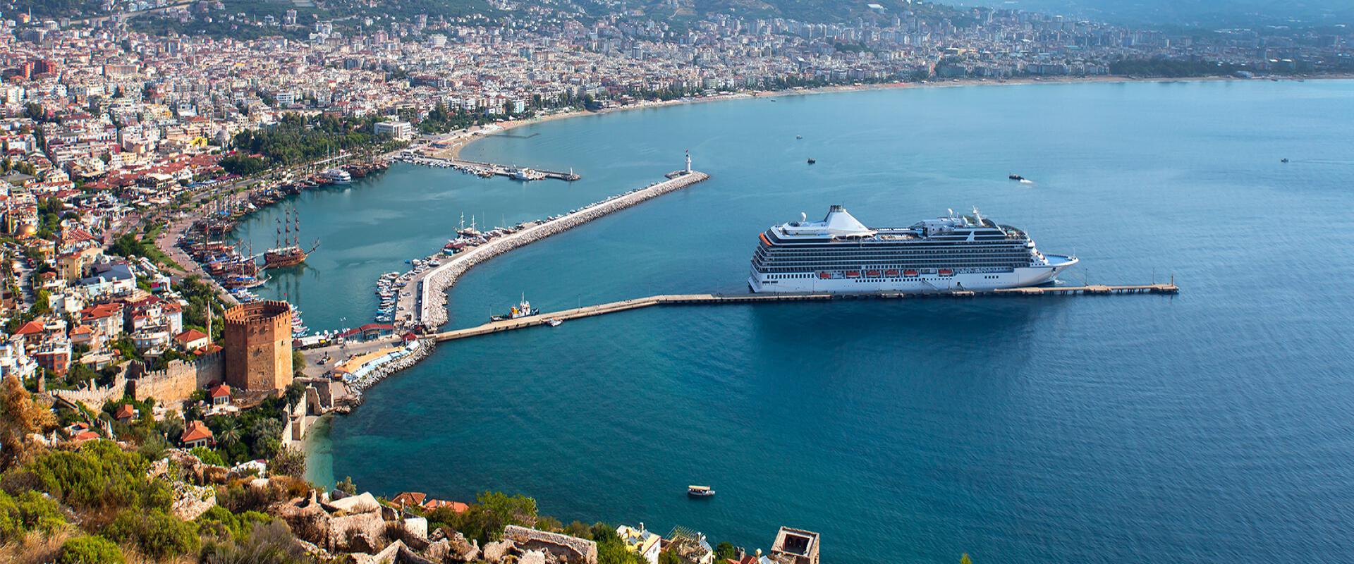 Alanya Ögretmen Evi
