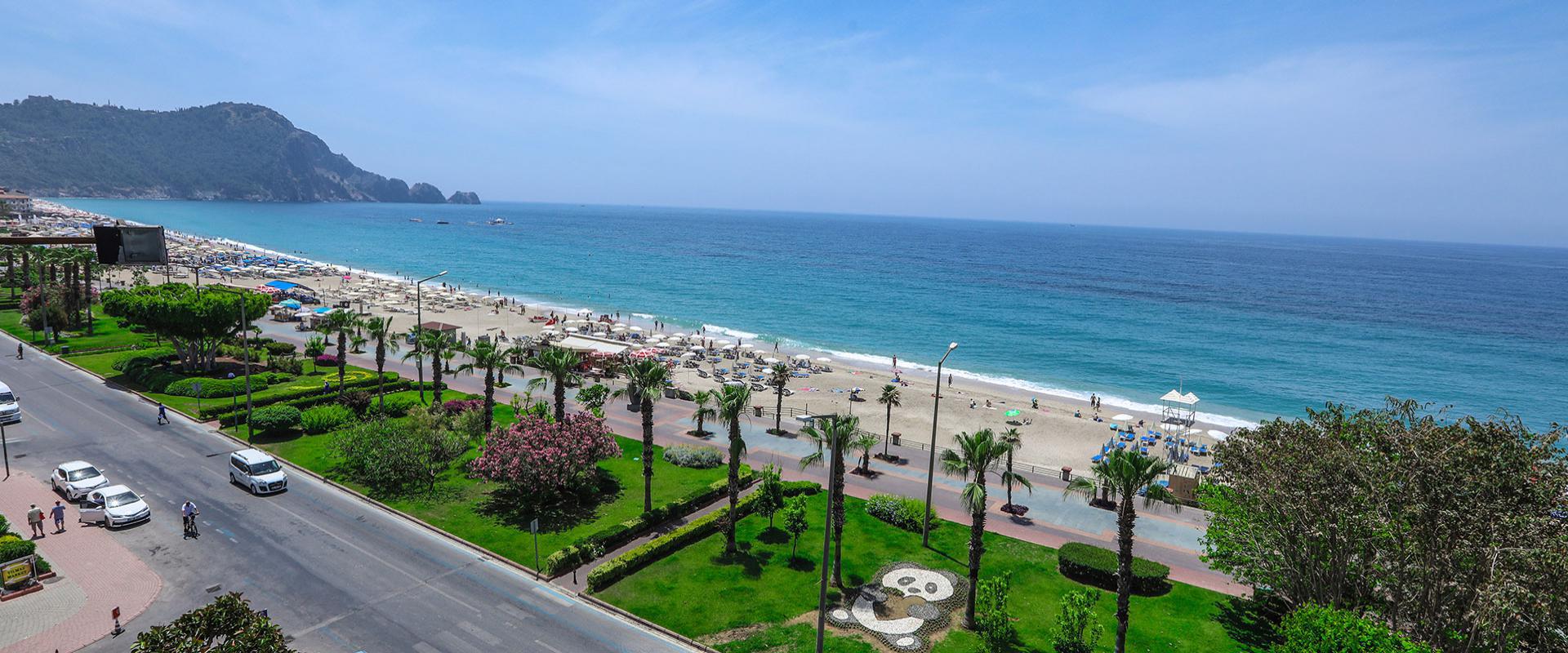Alanya Ögretmen Evi