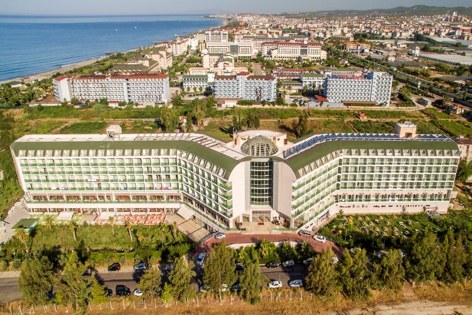 Hedef Beach Resort & Spa