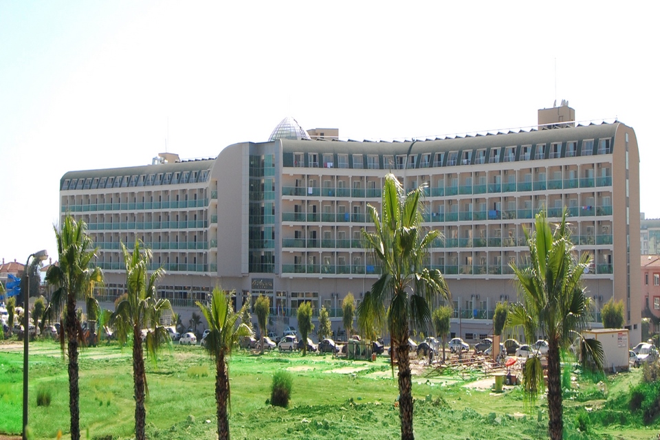 Hedef Beach Resort & Spa