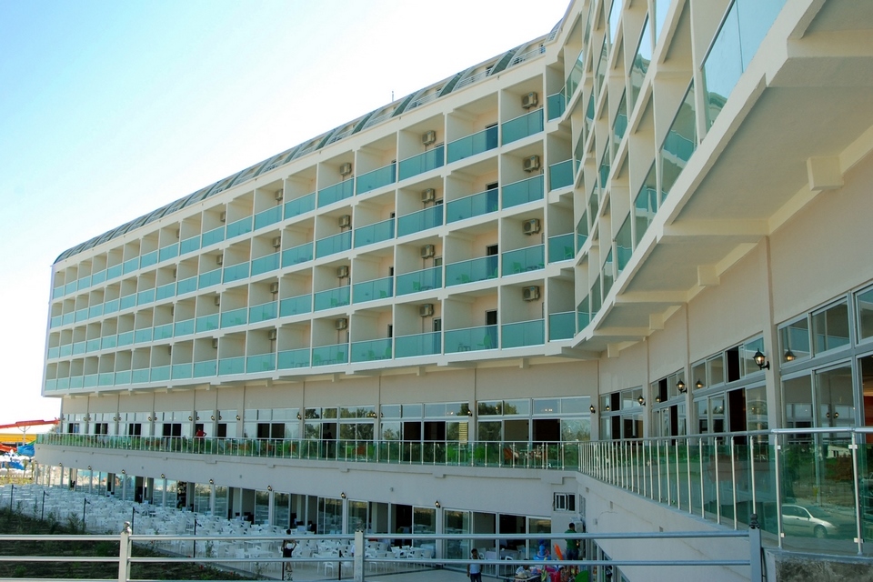 Hedef Beach Resort & Spa
