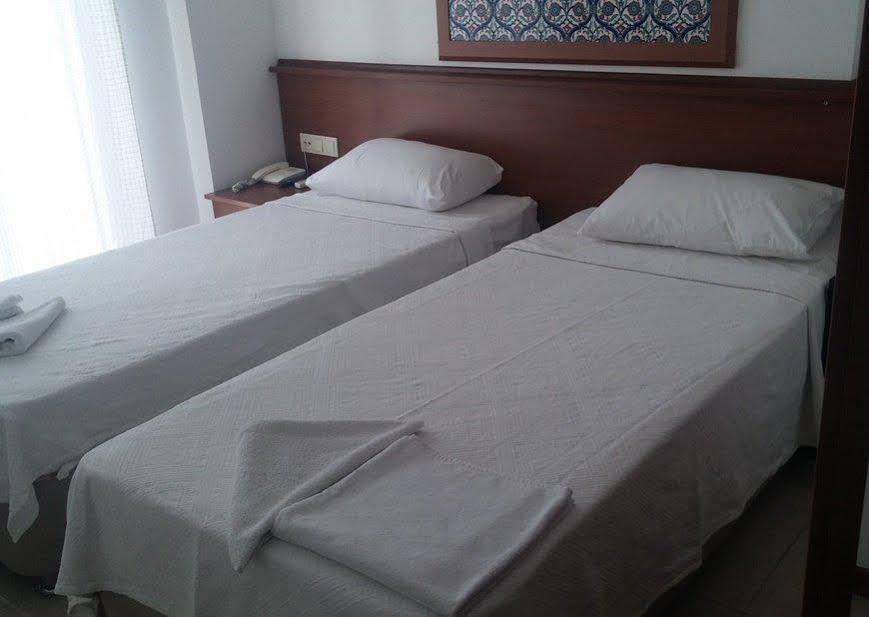 Kaya Hotel