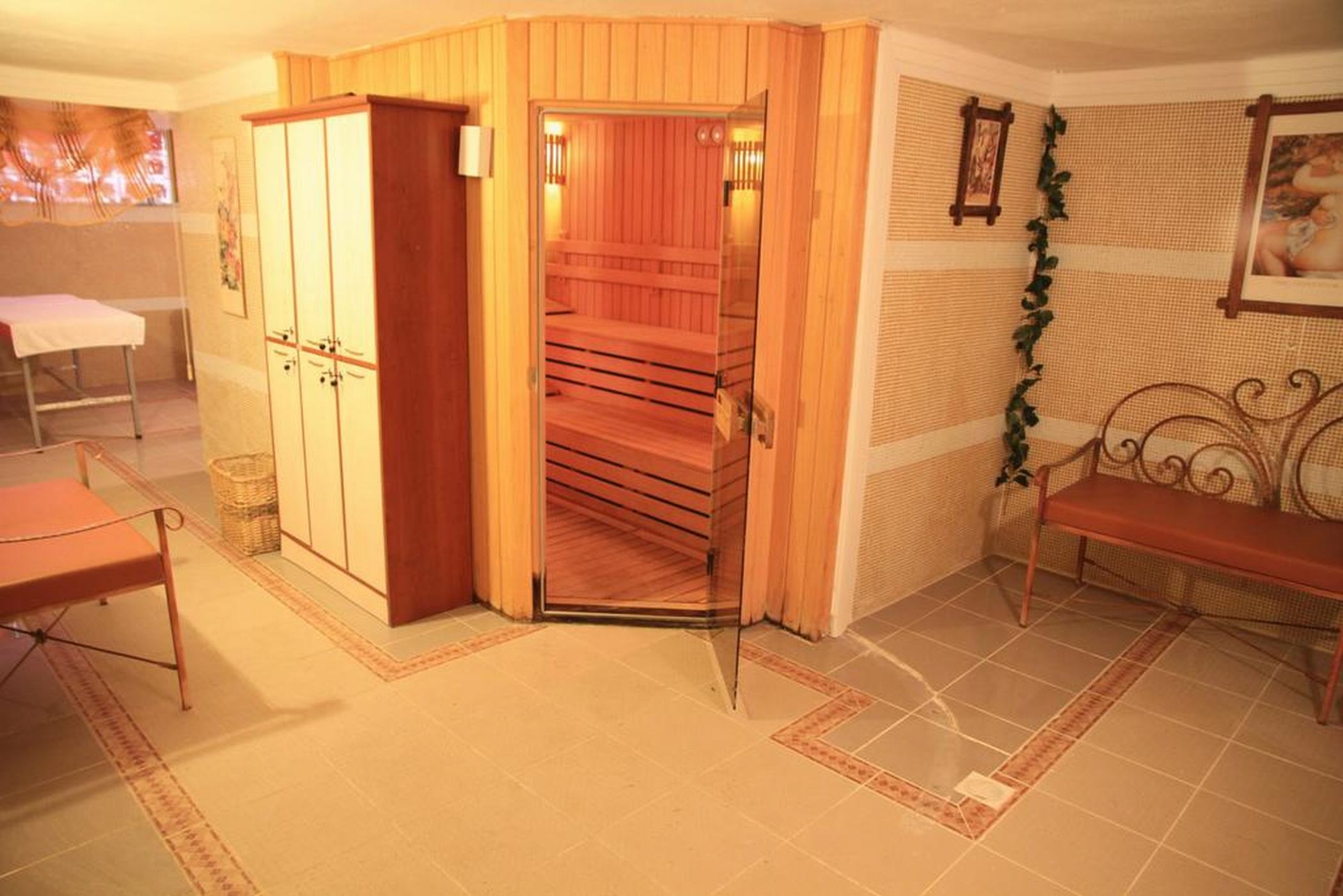 Club Alpina Apartments Hotel