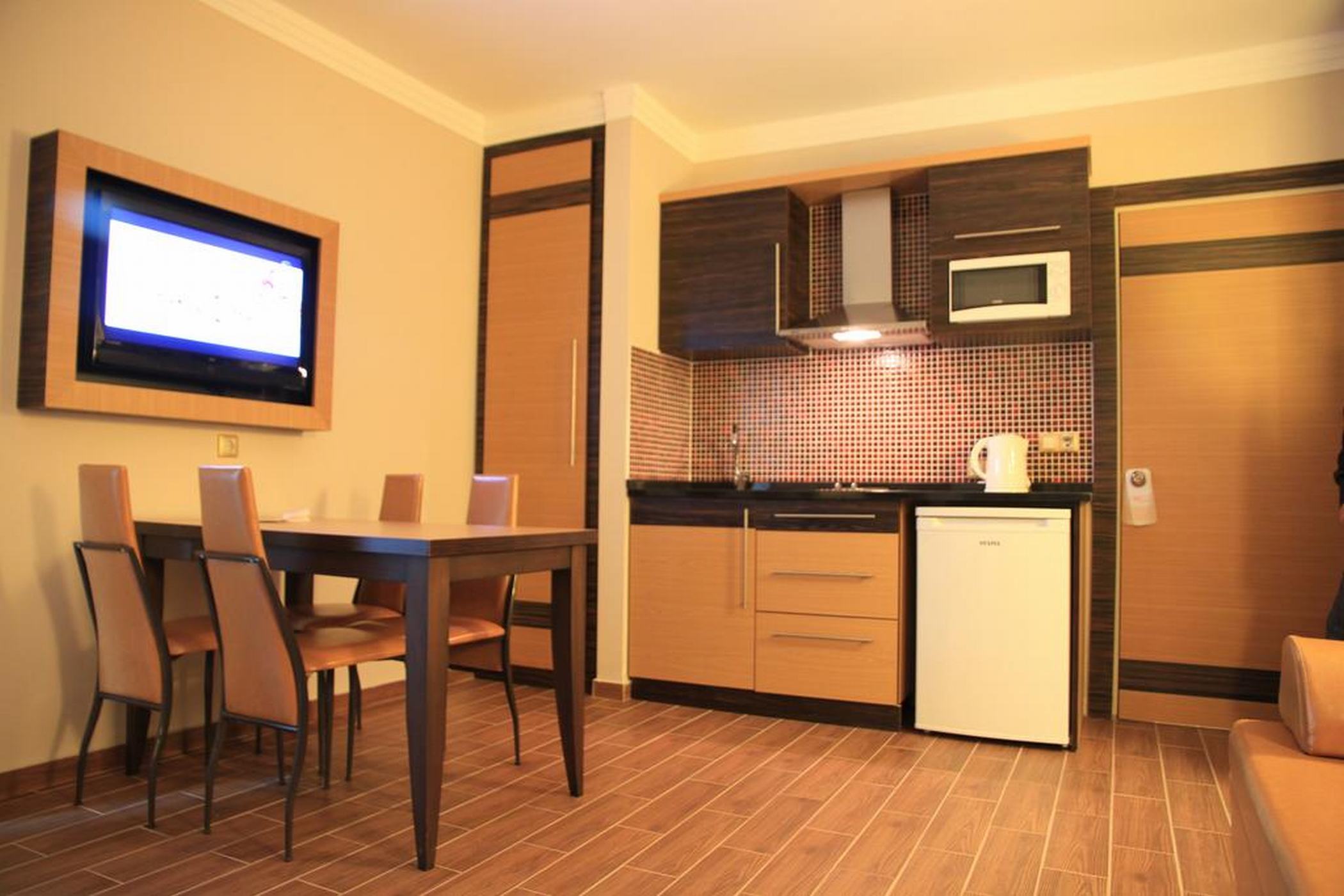 Club Alpina Apartments Hotel