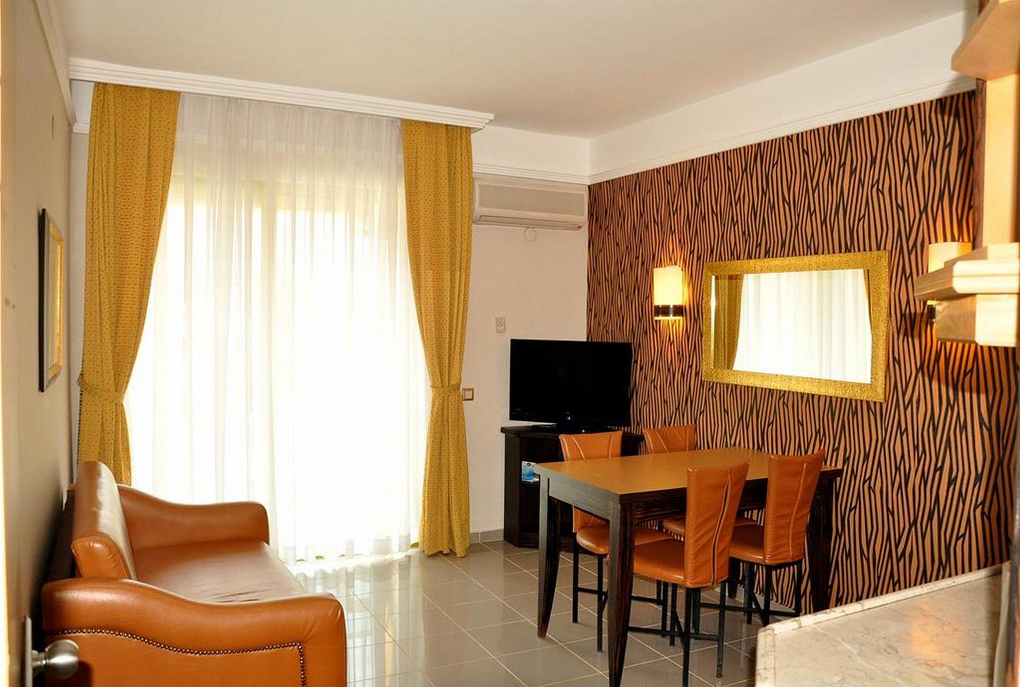 Club Alpina Apartments Hotel