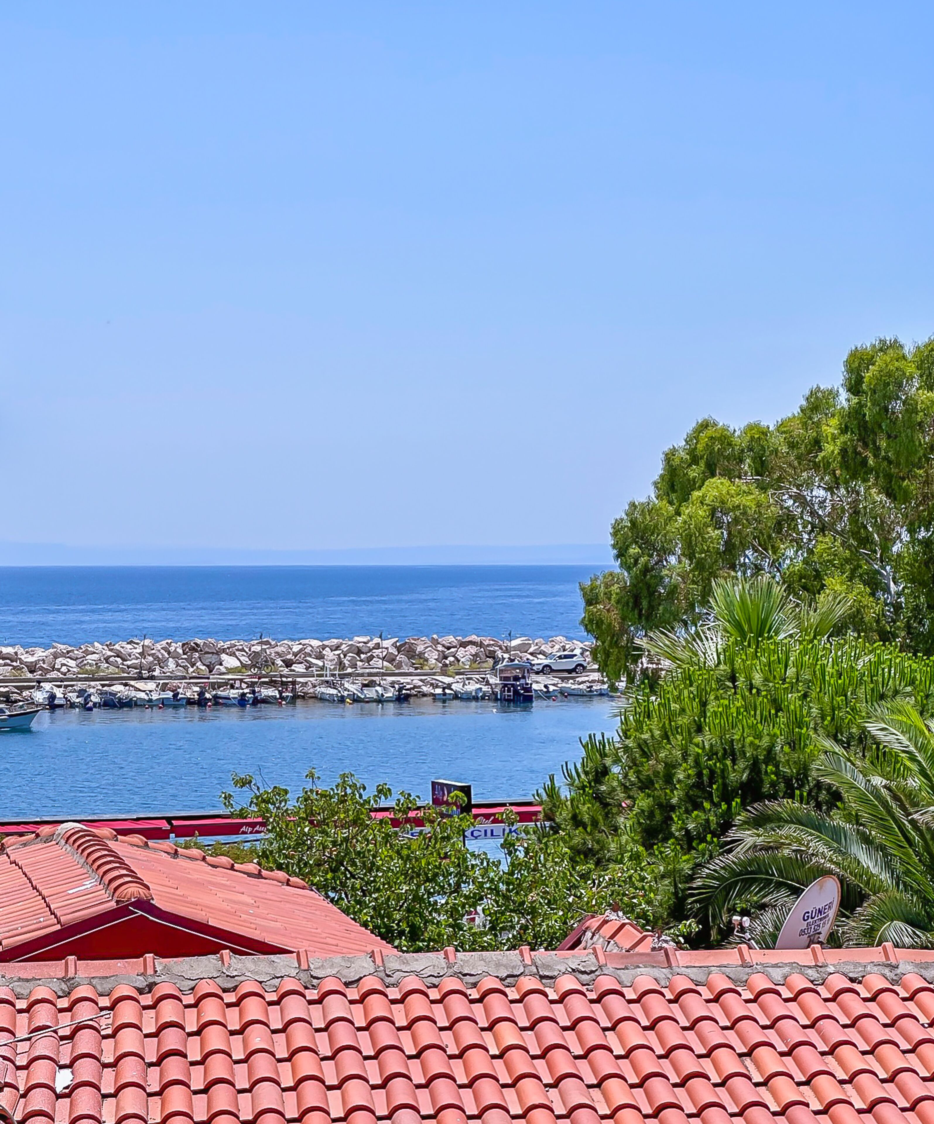 Abelia Hotel