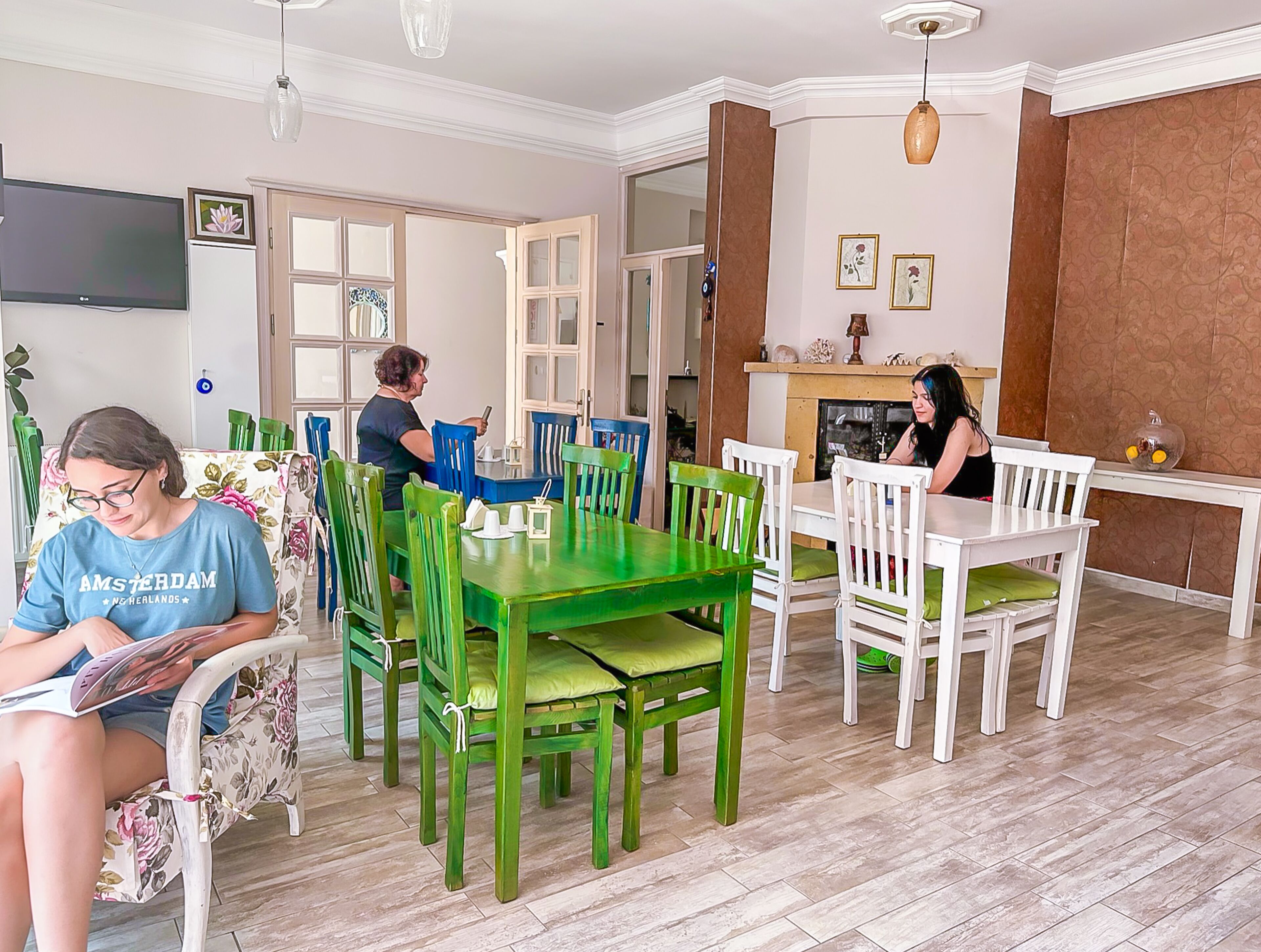 Abelia Hotel